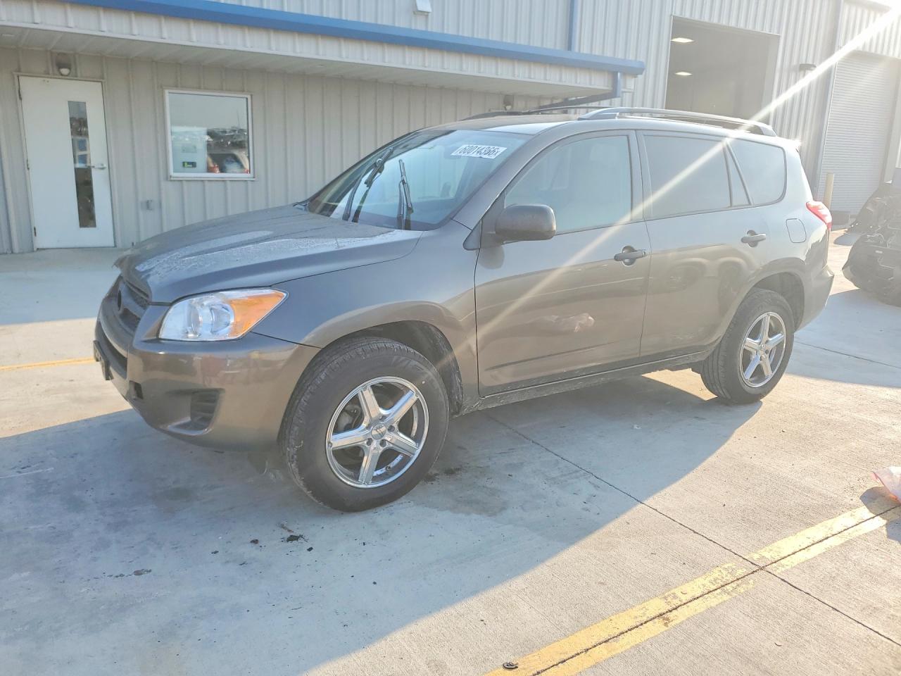 2011 Toyota Rav4 Base Silver vin: 2T3ZF4DV3BW066205