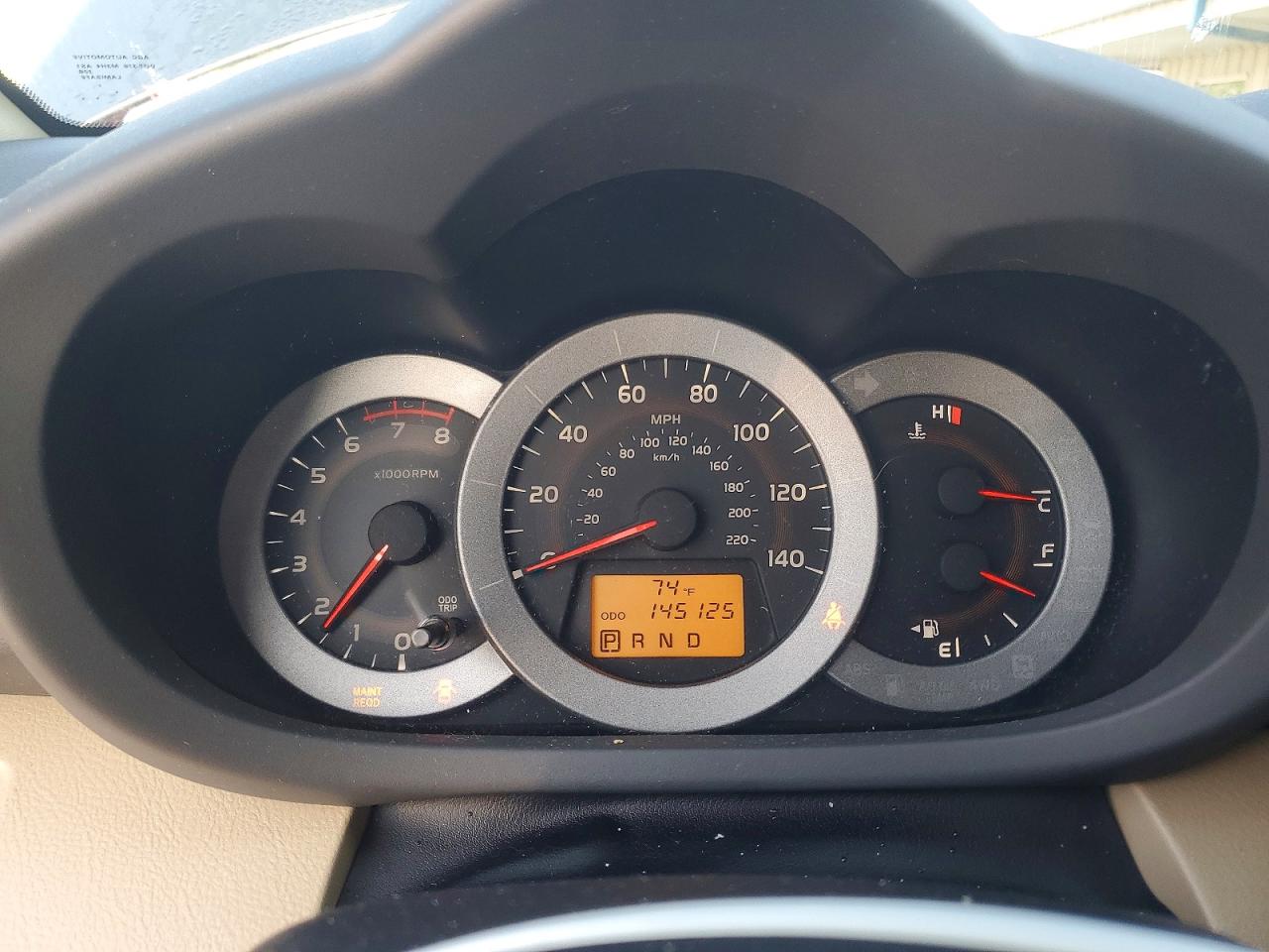 2011 Toyota Rav4 Base Silver vin: 2T3ZF4DV3BW066205