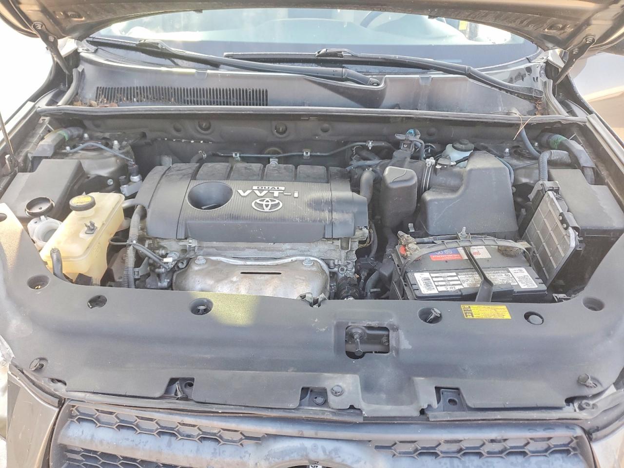 2011 Toyota Rav4 Base Silver vin: 2T3ZF4DV3BW066205