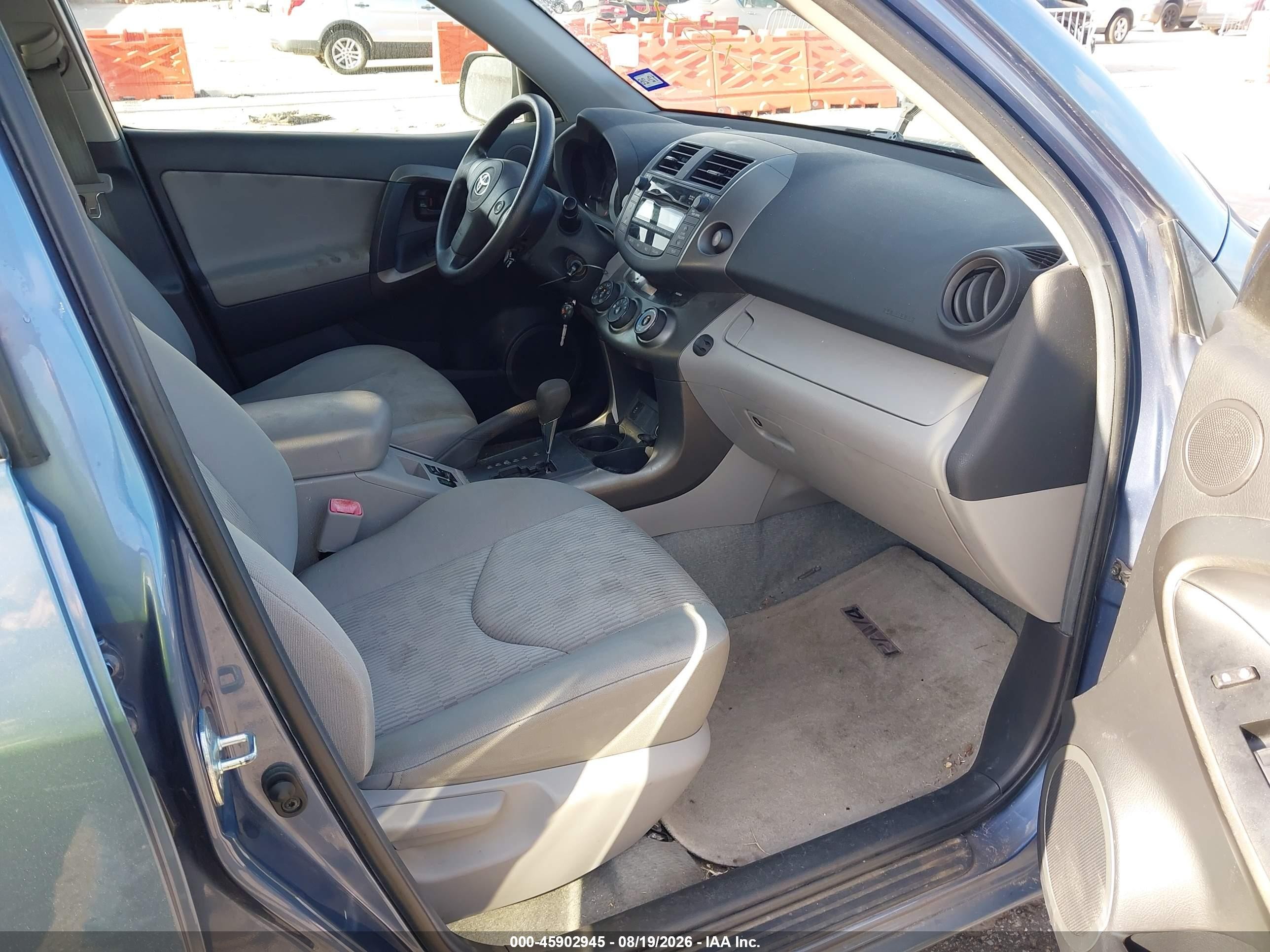 2011 Toyota Rav4   Blue vin: 2T3ZF4DV3BW074742