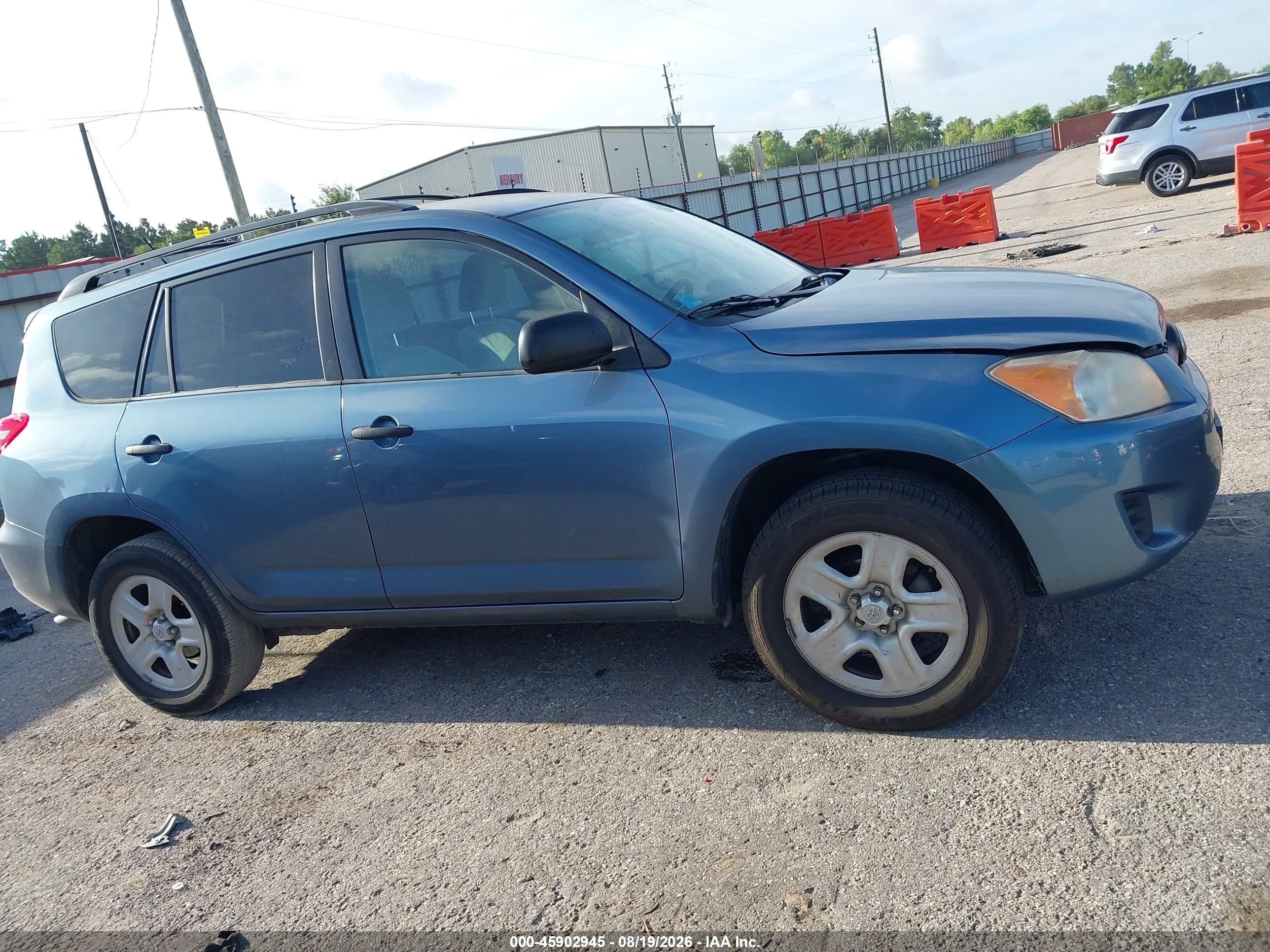2011 Toyota Rav4   Blue vin: 2T3ZF4DV3BW074742
