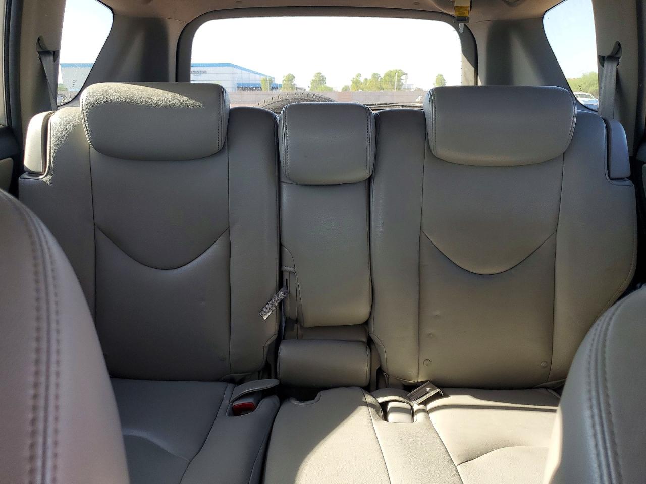 2011 Toyota Rav4 Base Silver vin: 2T3ZF4DV3BW079083