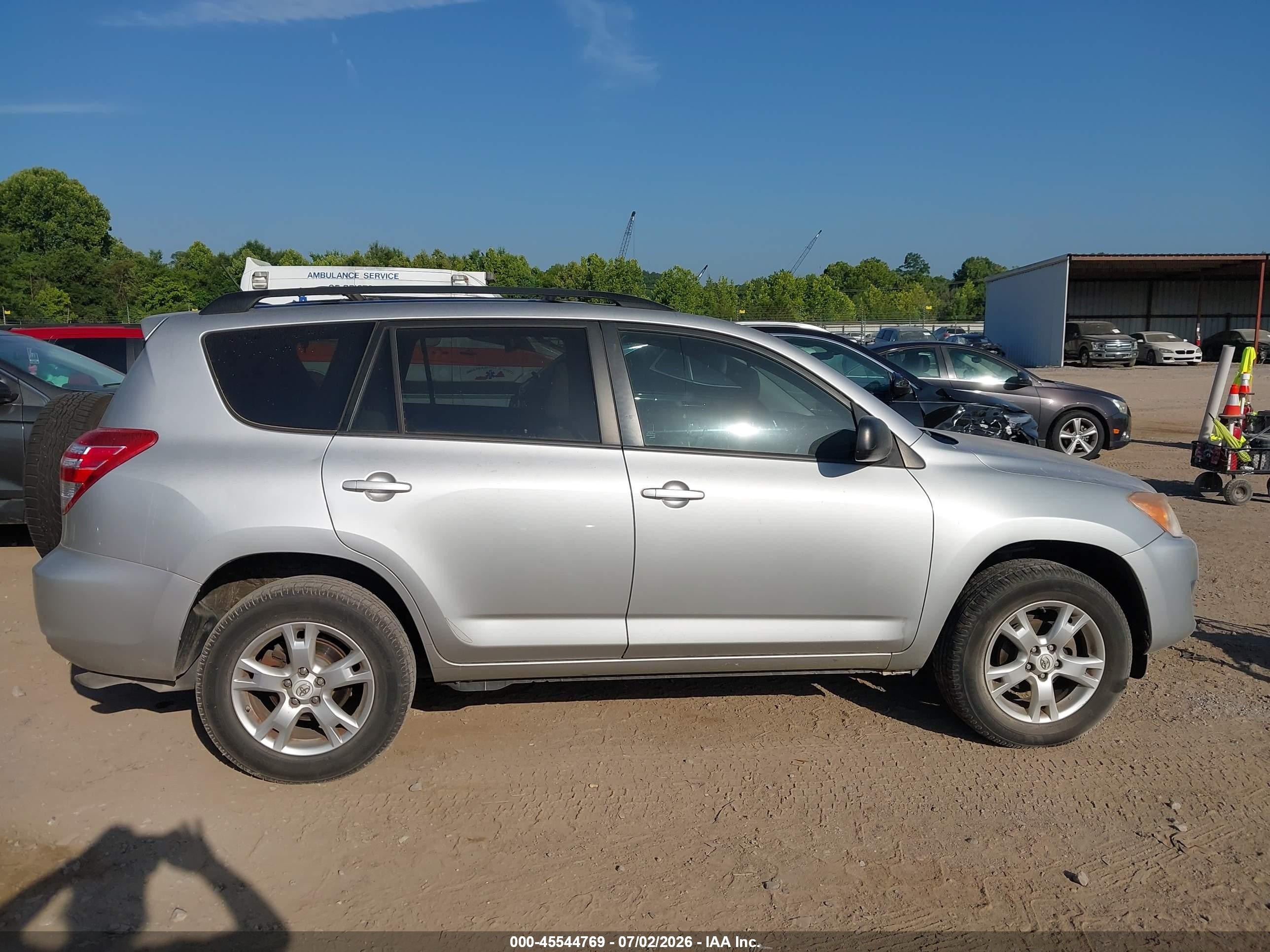 2011 Toyota Rav4   Silver vin: 2T3ZF4DV3BW100658