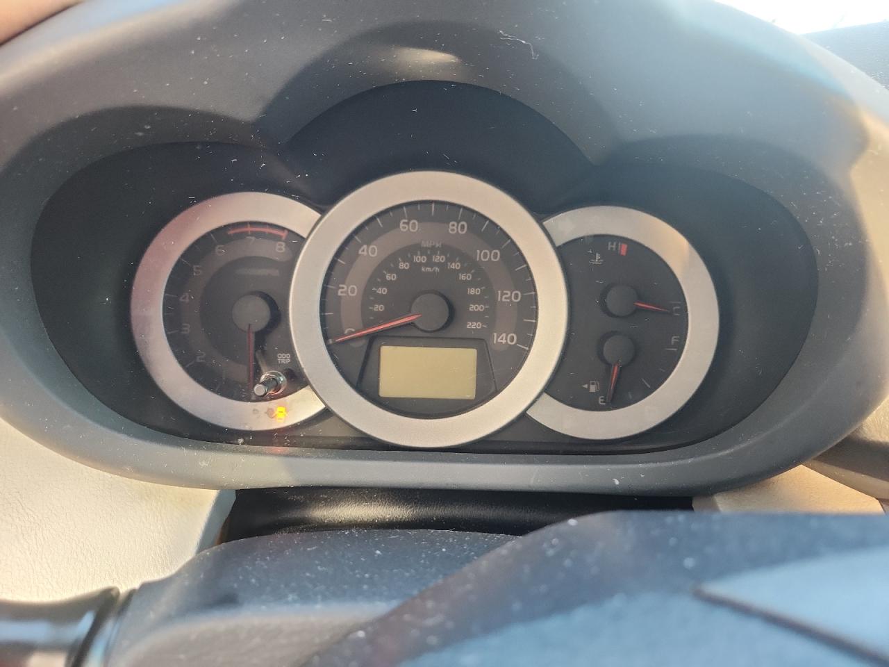 2011 Toyota Rav4 Base Silver vin: 2T3ZF4DV3BW105066