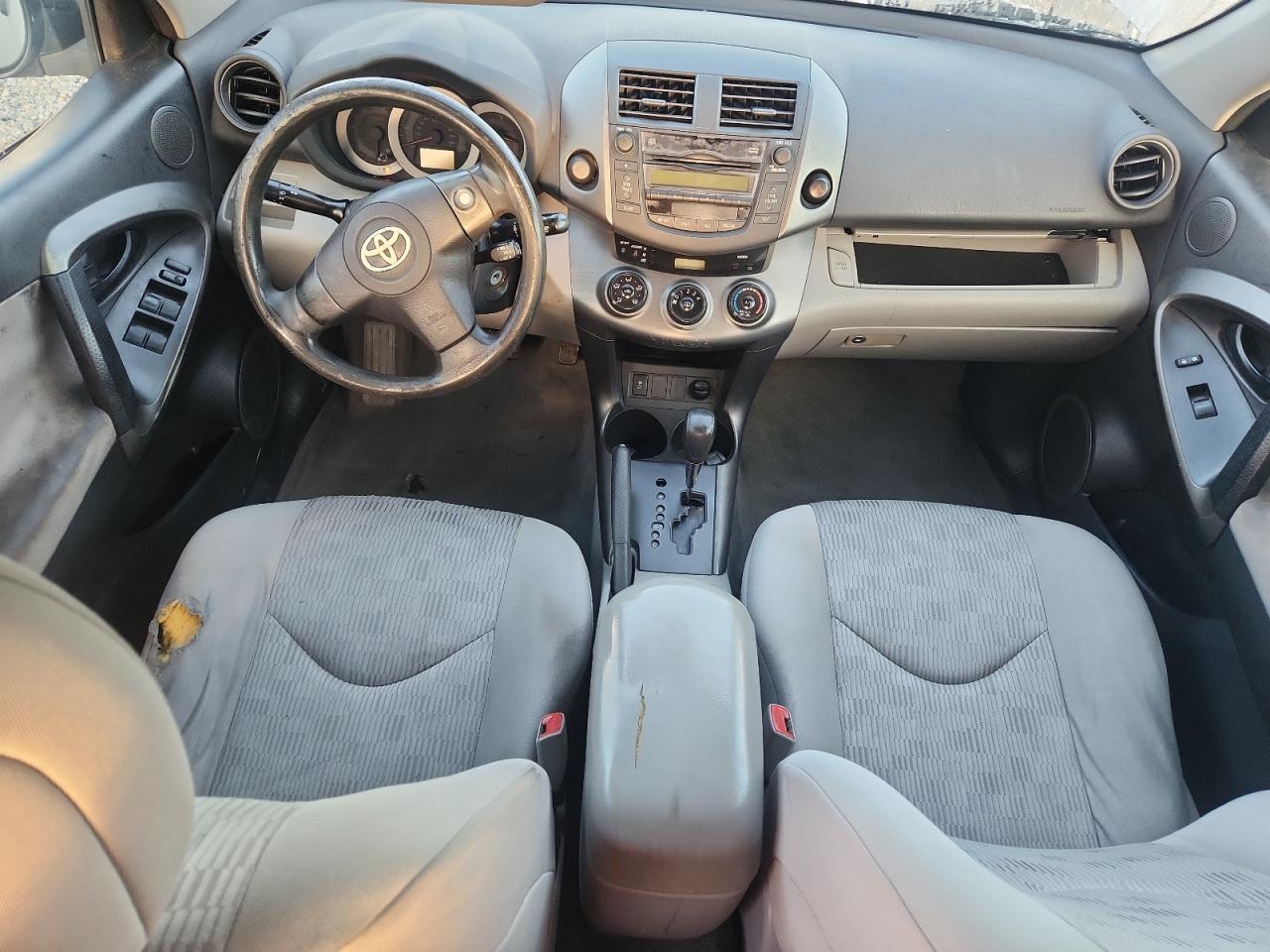 2011 Toyota Rav4 Base Silver vin: 2T3ZF4DV3BW105066