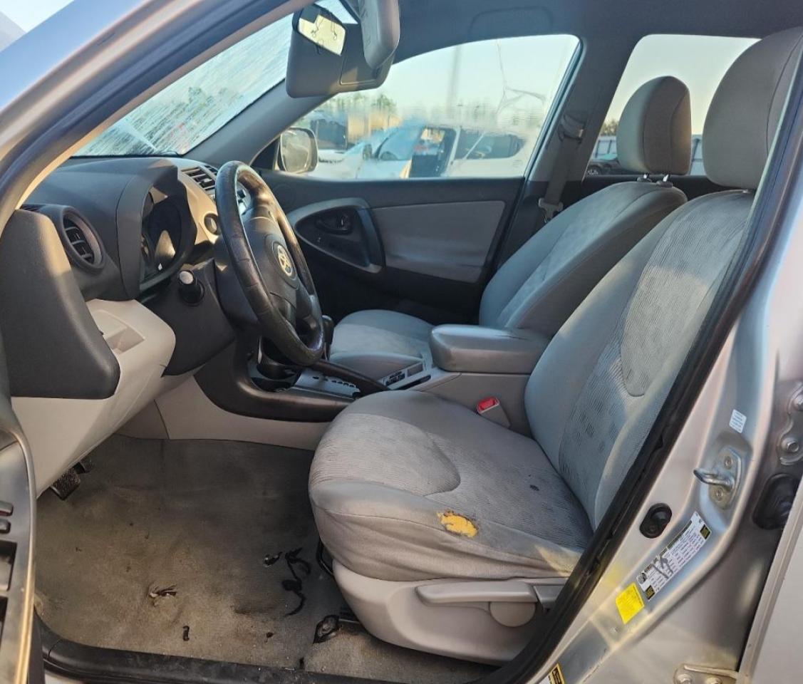2011 Toyota Rav4 Base Silver vin: 2T3ZF4DV3BW105066
