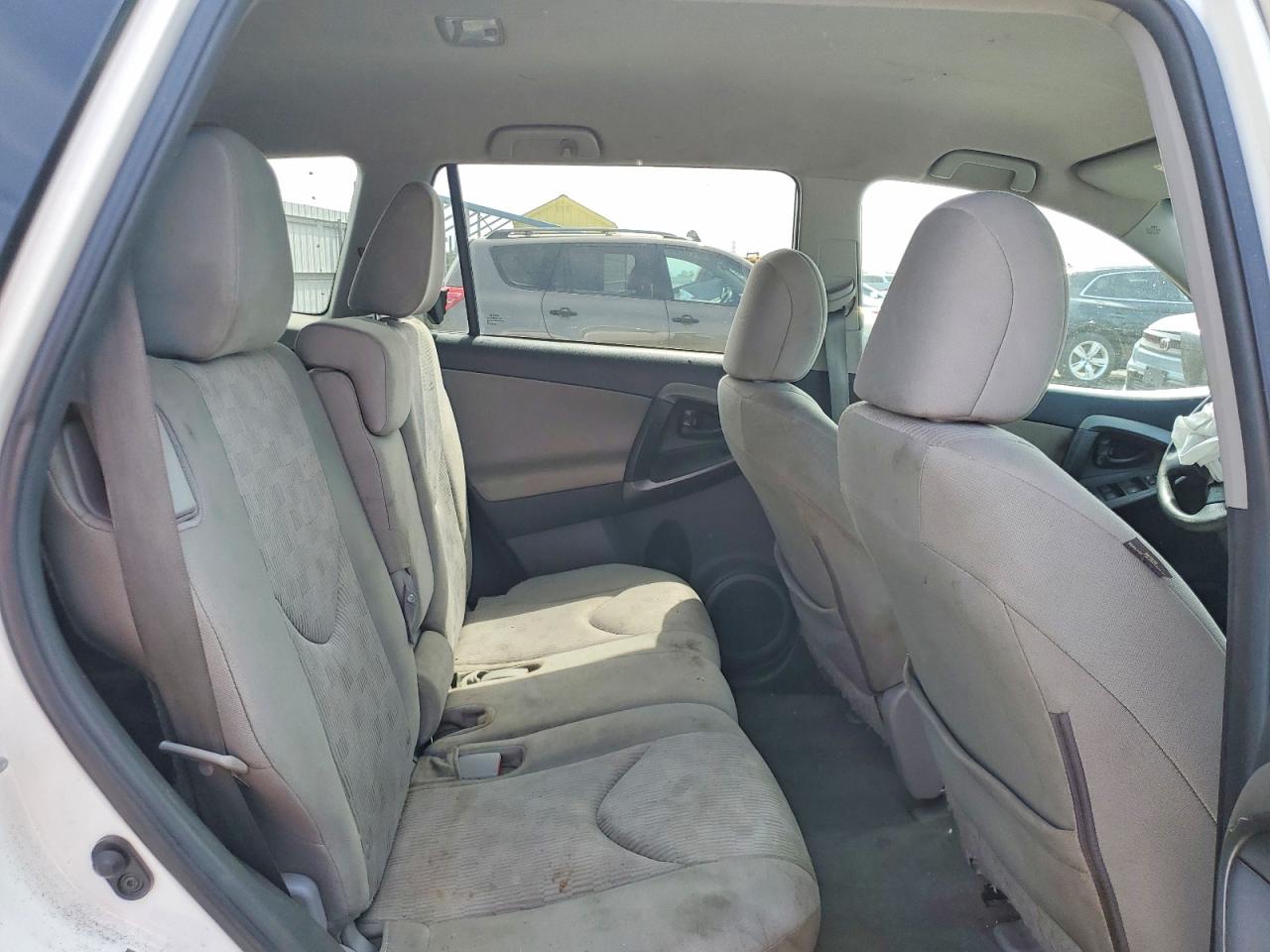 2012 Toyota Rav4 Base White vin: 2T3ZF4DV3CW107286