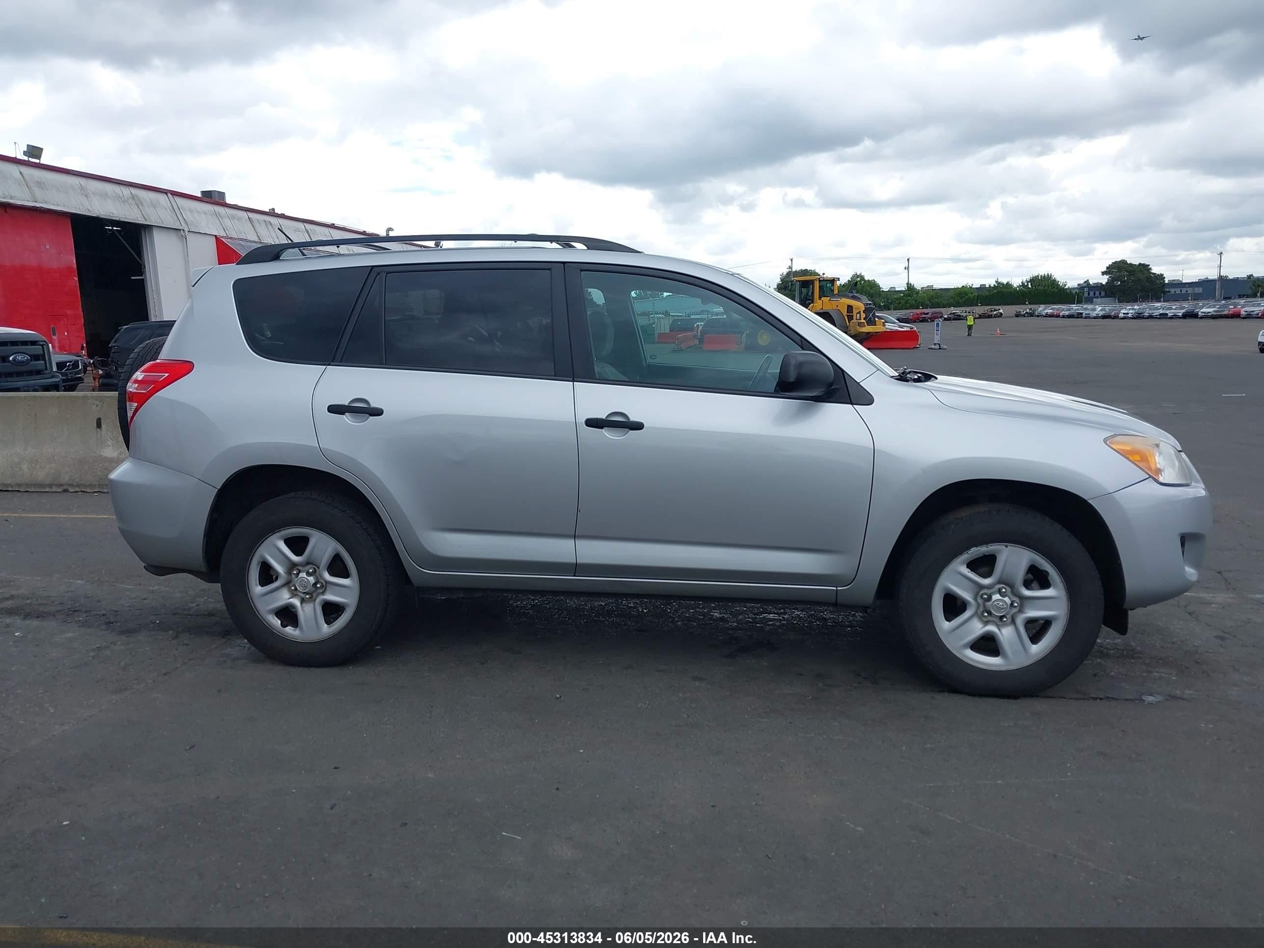 2012 Toyota Rav4   Silver vin: 2T3ZF4DV3CW128204