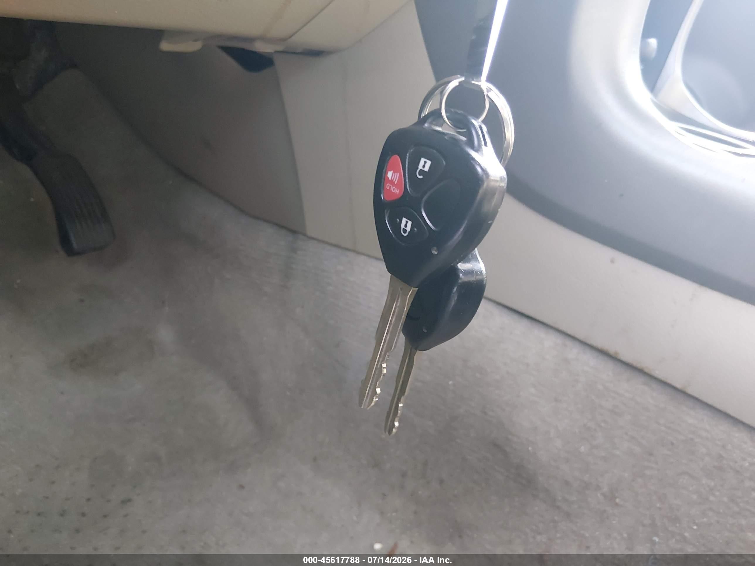 2010 Toyota Rav4 Tan vin: 2T3ZF4DV4AW019425