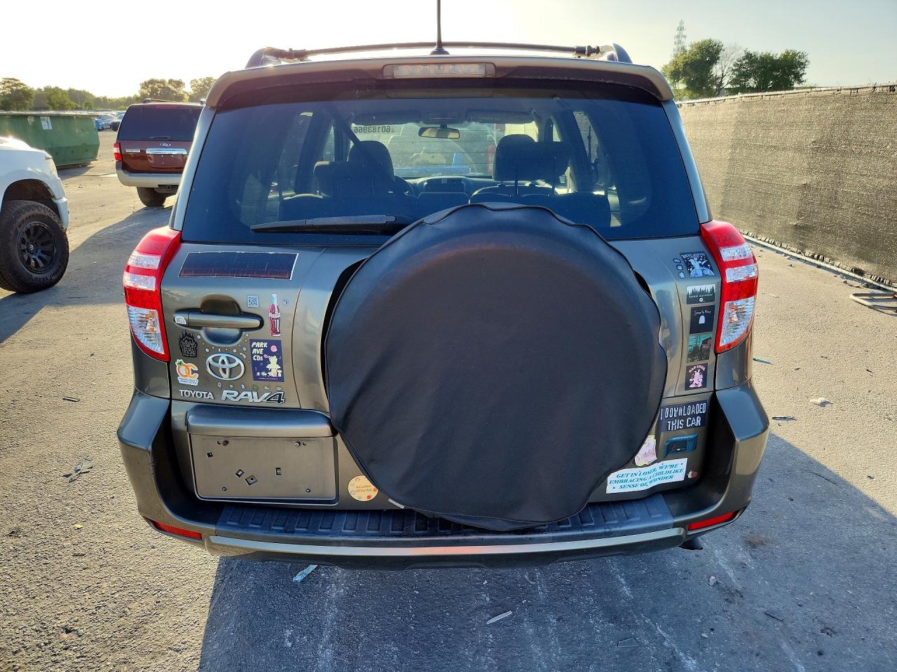 2010 Toyota Rav4 Base Brown vin: 2T3ZF4DV4AW046172