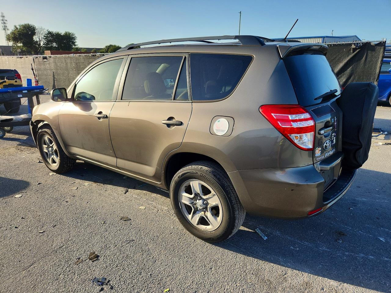 2010 Toyota Rav4 Base Brown vin: 2T3ZF4DV4AW046172