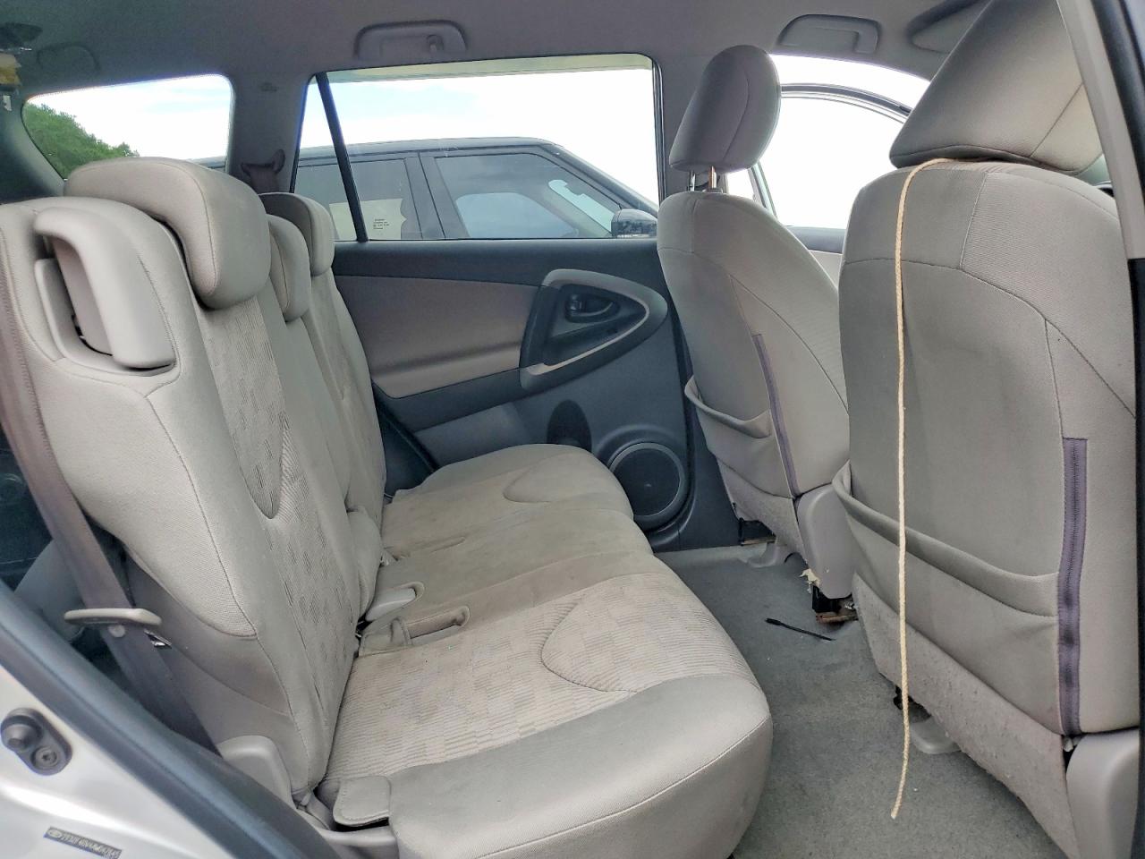2010 Toyota Rav4 Base Silver vin: 2T3ZF4DV4AW047645