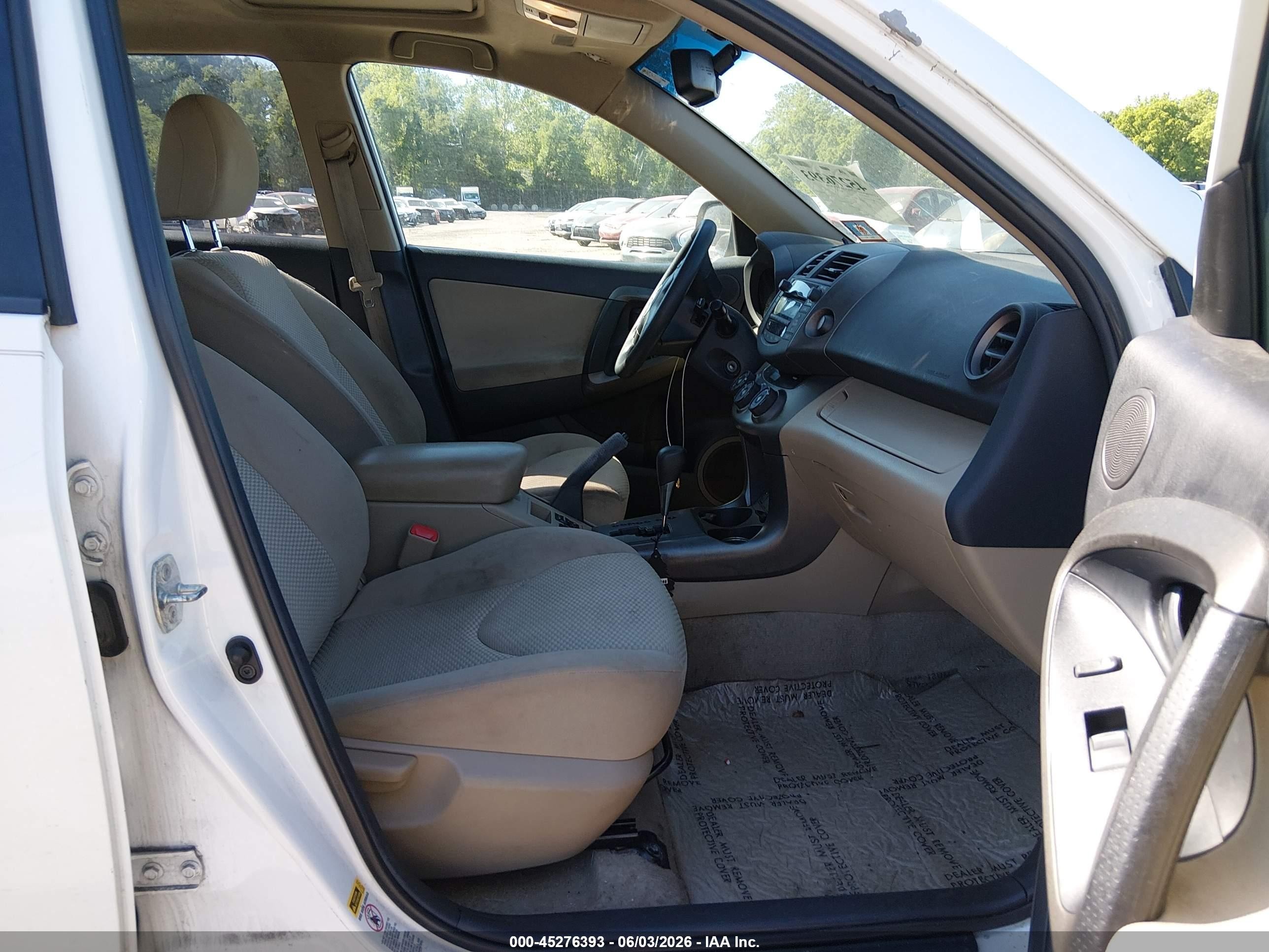2011 Toyota Rav4   White vin: 2T3ZF4DV4BW058128