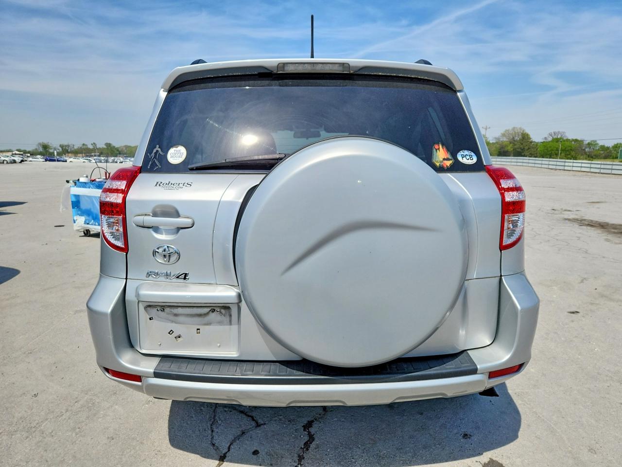2011 Toyota Rav4 Base Silver vin: 2T3ZF4DV4BW058842