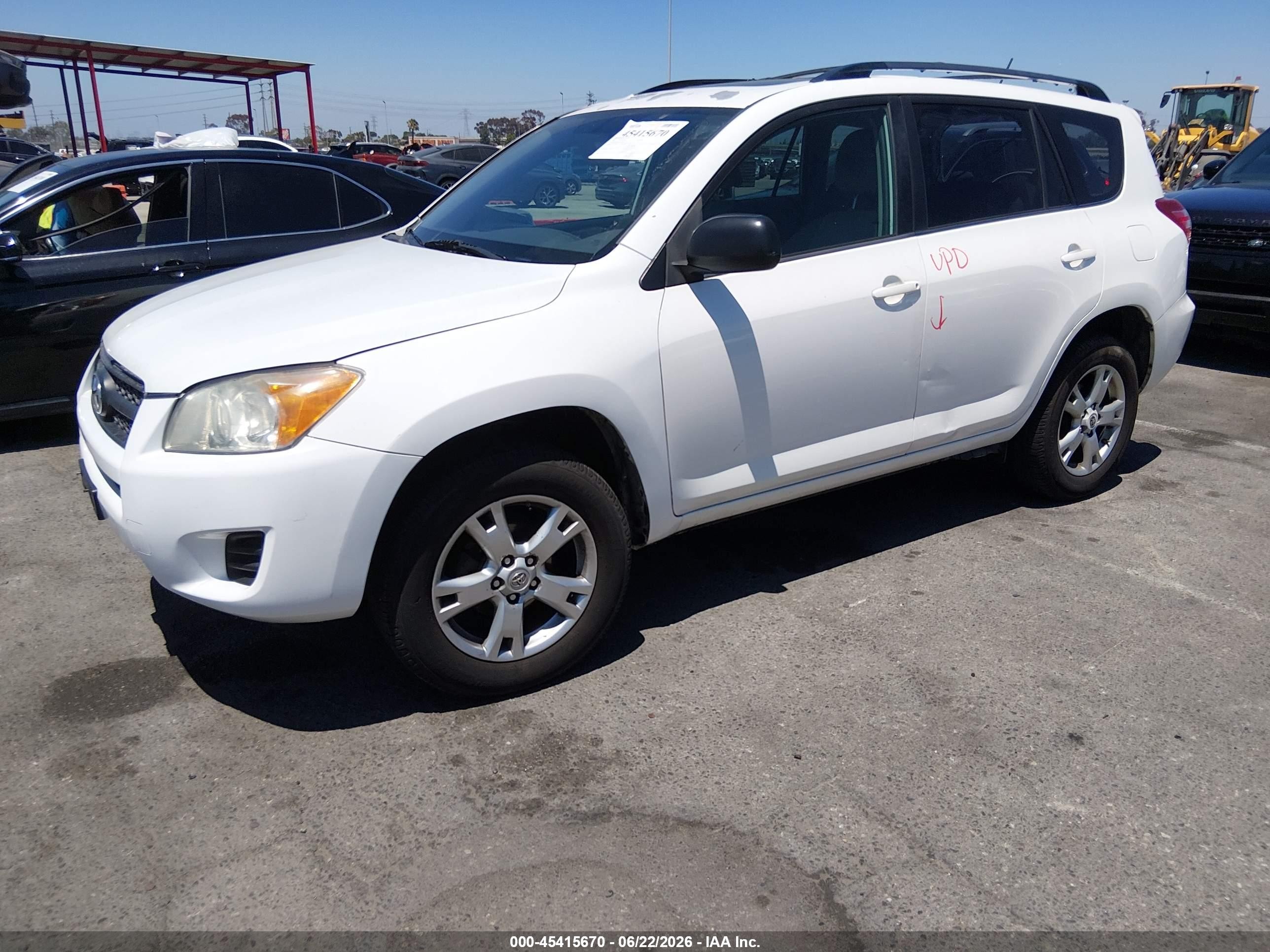 2011 Toyota Rav4   White vin: 2T3ZF4DV4BW060767