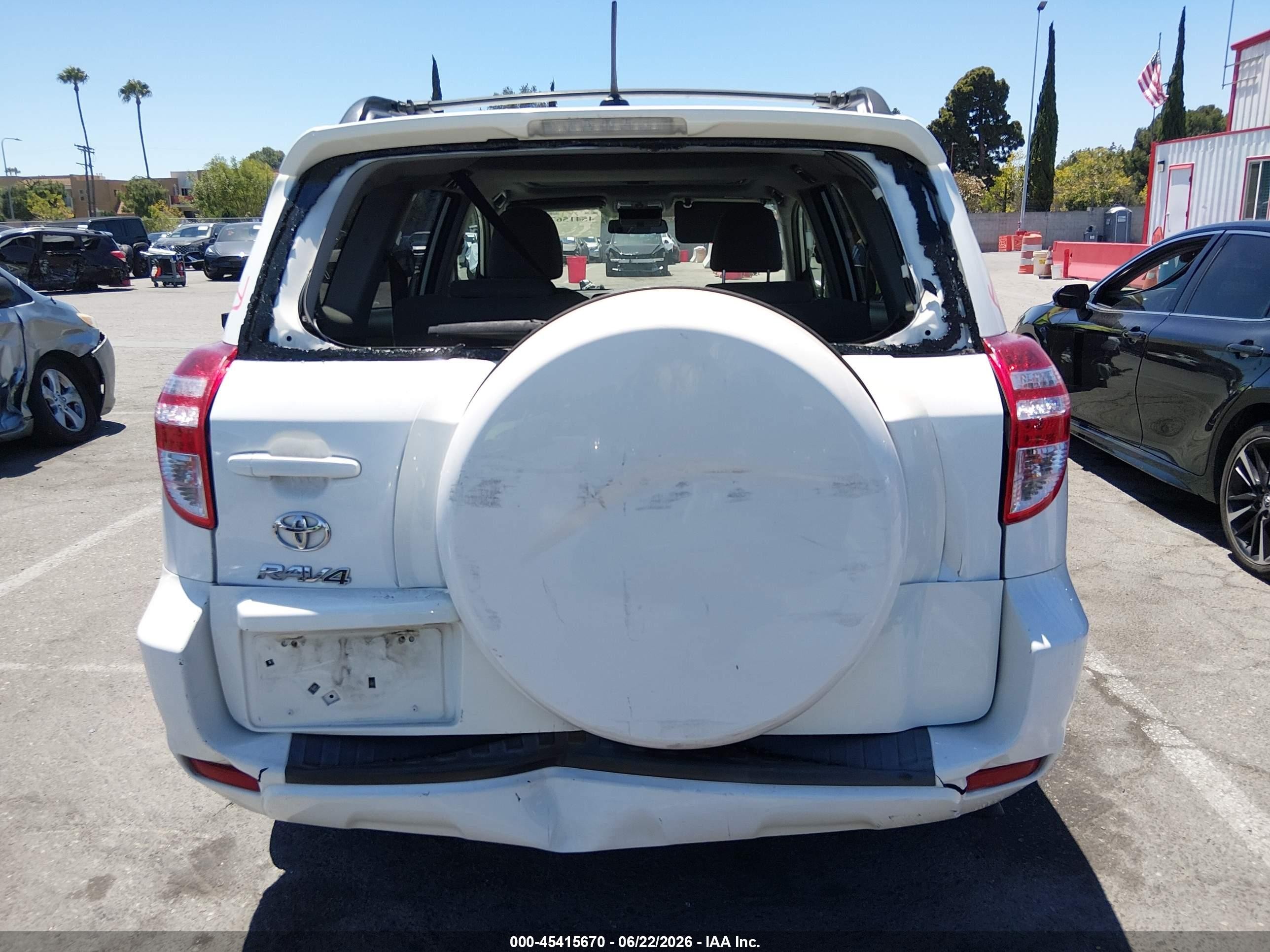 2011 Toyota Rav4   White vin: 2T3ZF4DV4BW060767
