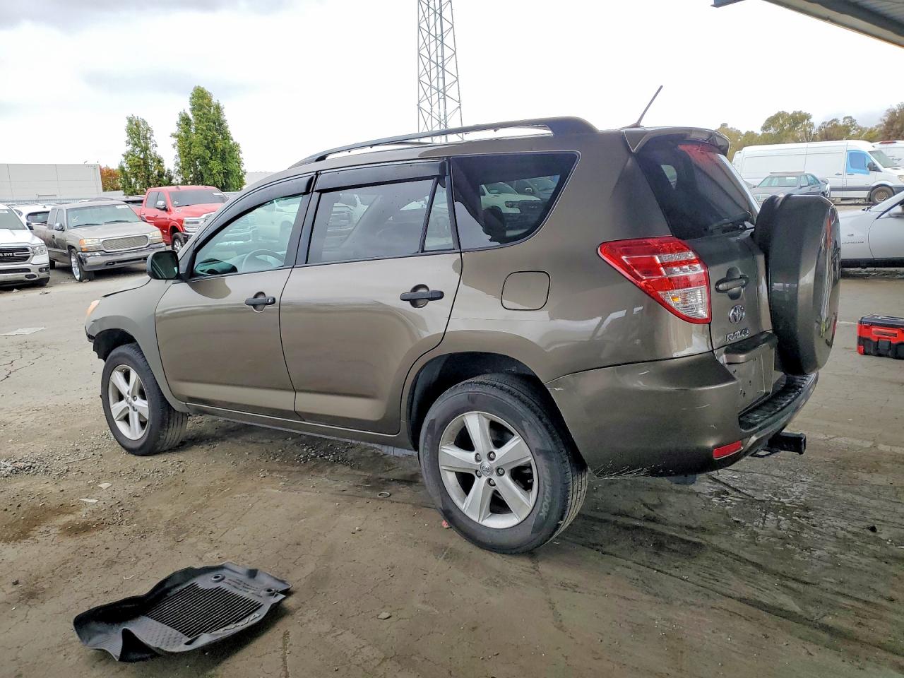 2011 Toyota Rav4 Base Brown vin: 2T3ZF4DV4BW085684