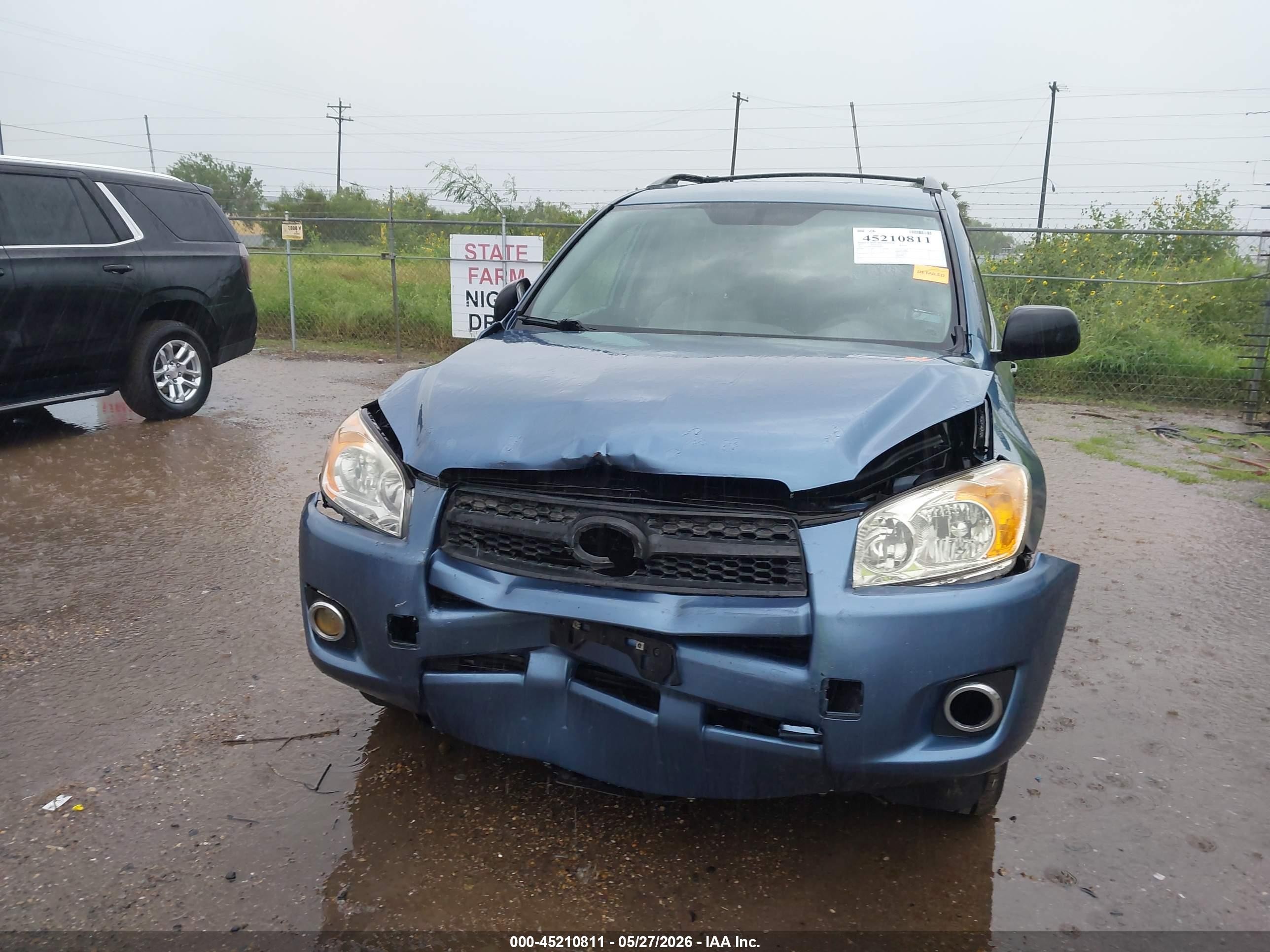 2011 Toyota Rav4   Blue vin: 2T3ZF4DV4BW087807