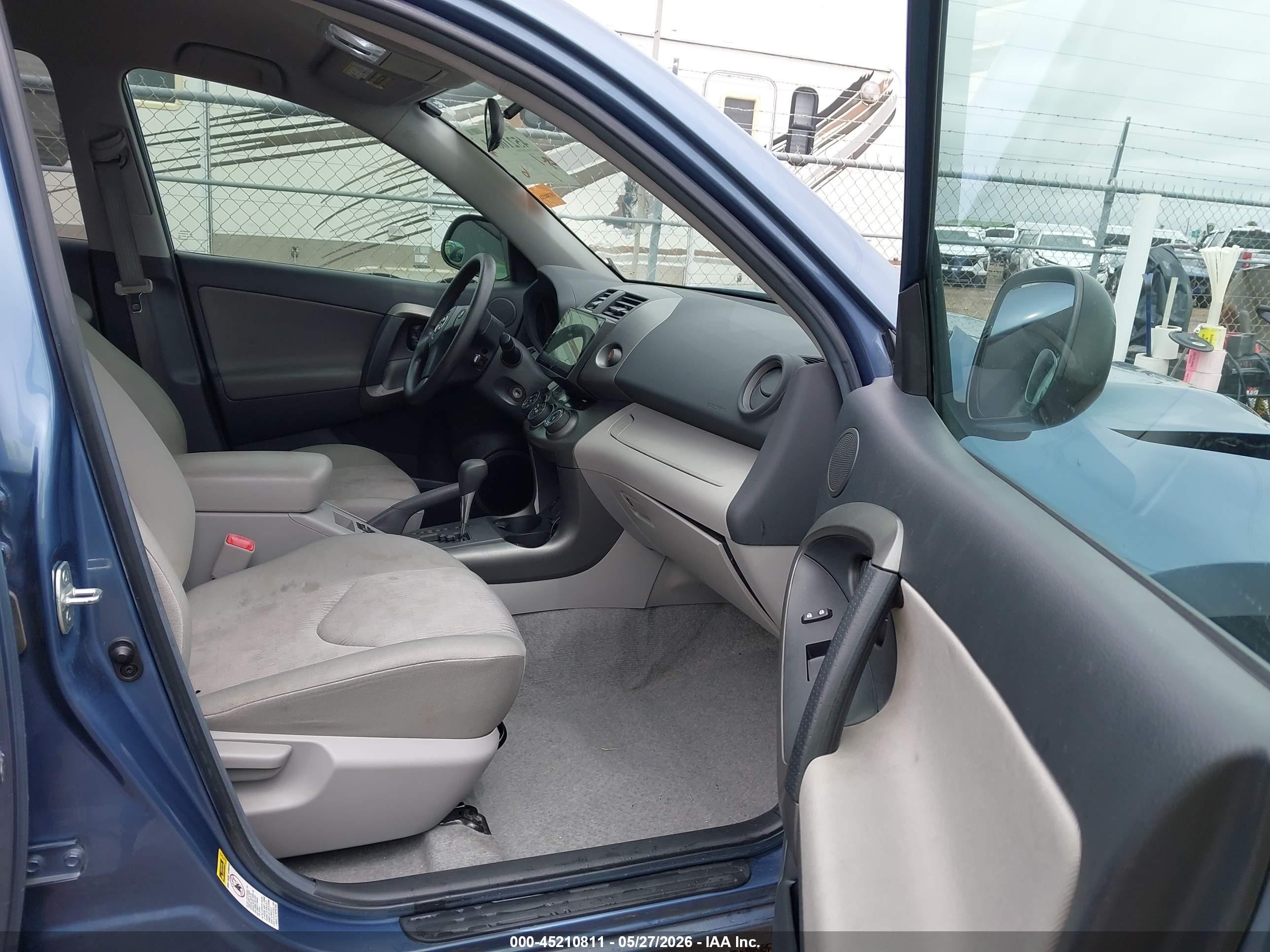 2011 Toyota Rav4   Blue vin: 2T3ZF4DV4BW087807