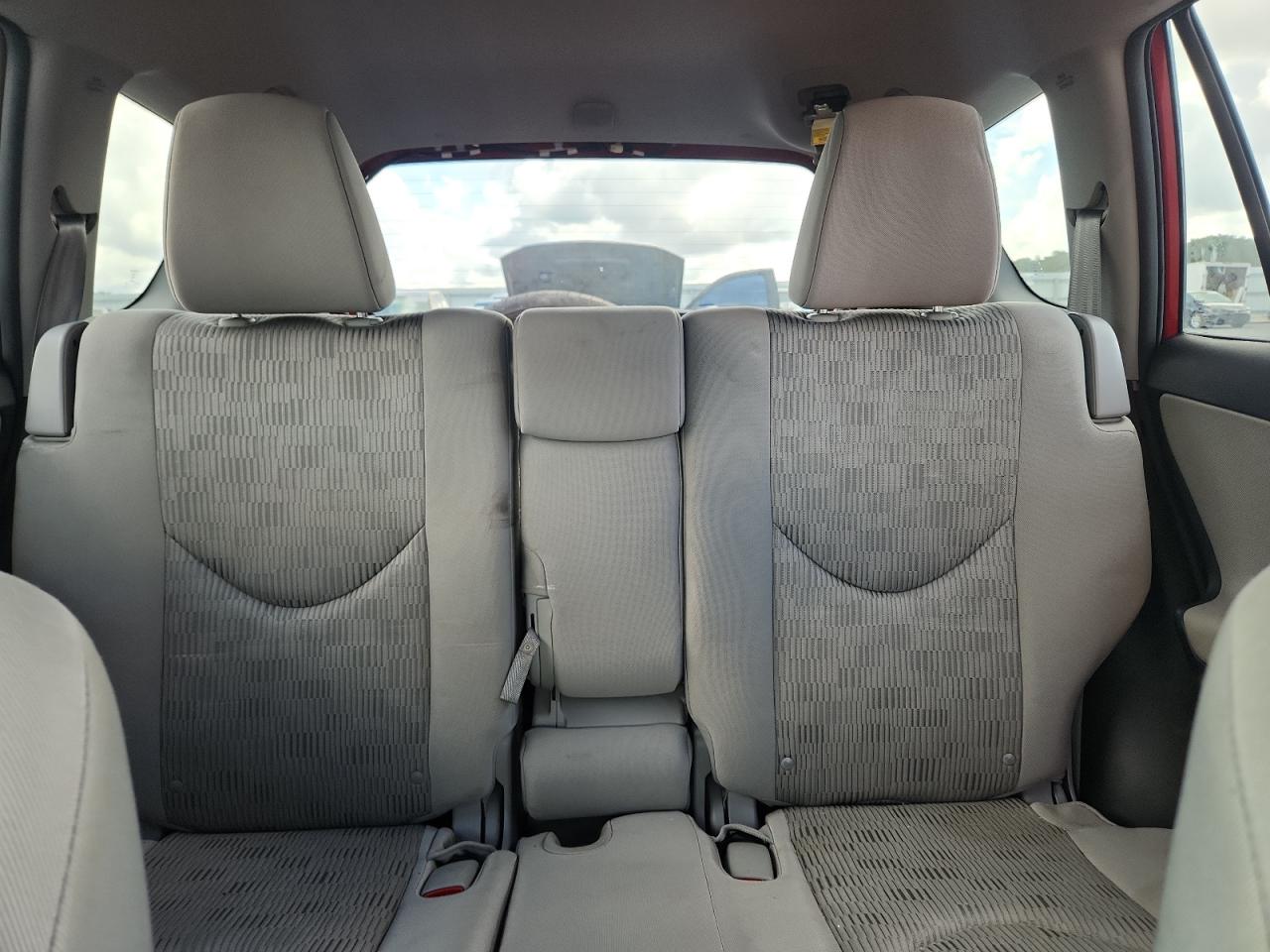 2011 Toyota Rav4 Base Red vin: 2T3ZF4DV4BW101480