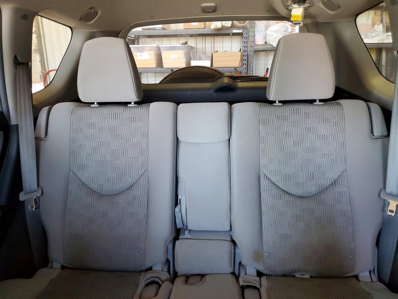 2012 Toyota Rav4 Base White vin: 2T3ZF4DV4CW118751