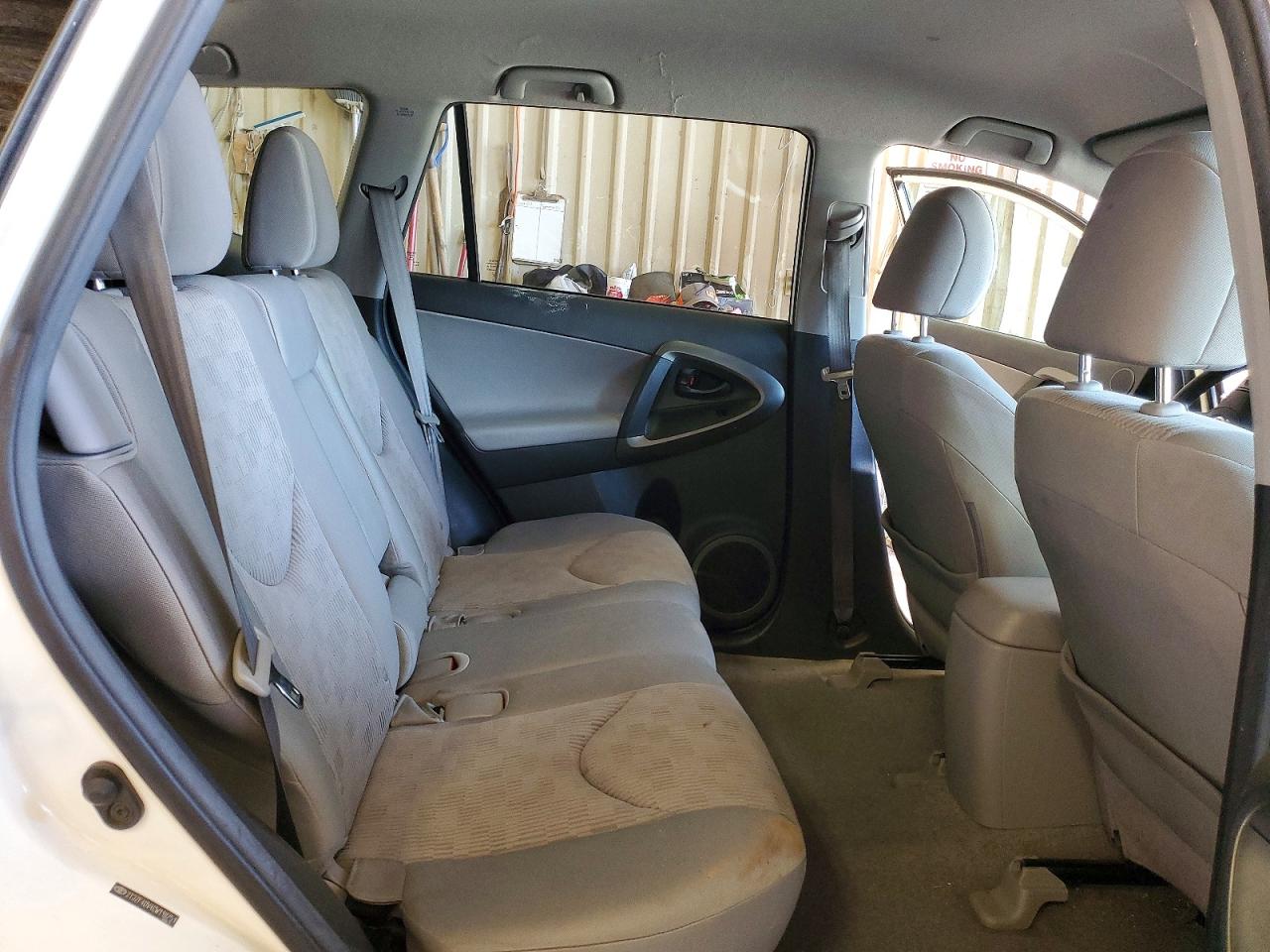 2012 Toyota Rav4 Base White vin: 2T3ZF4DV4CW118751