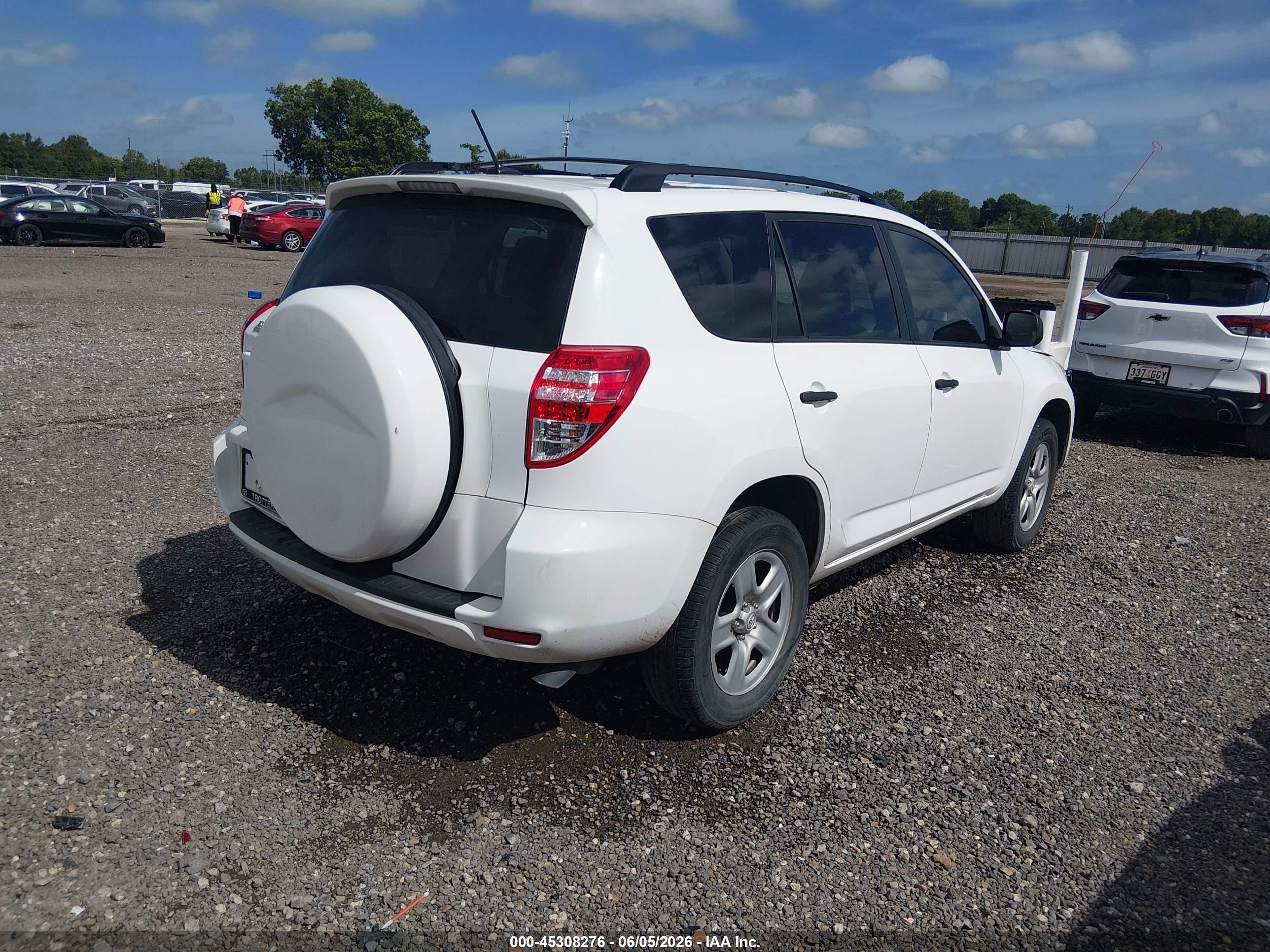 2012 Toyota Rav4   White vin: 2T3ZF4DV4CW123724