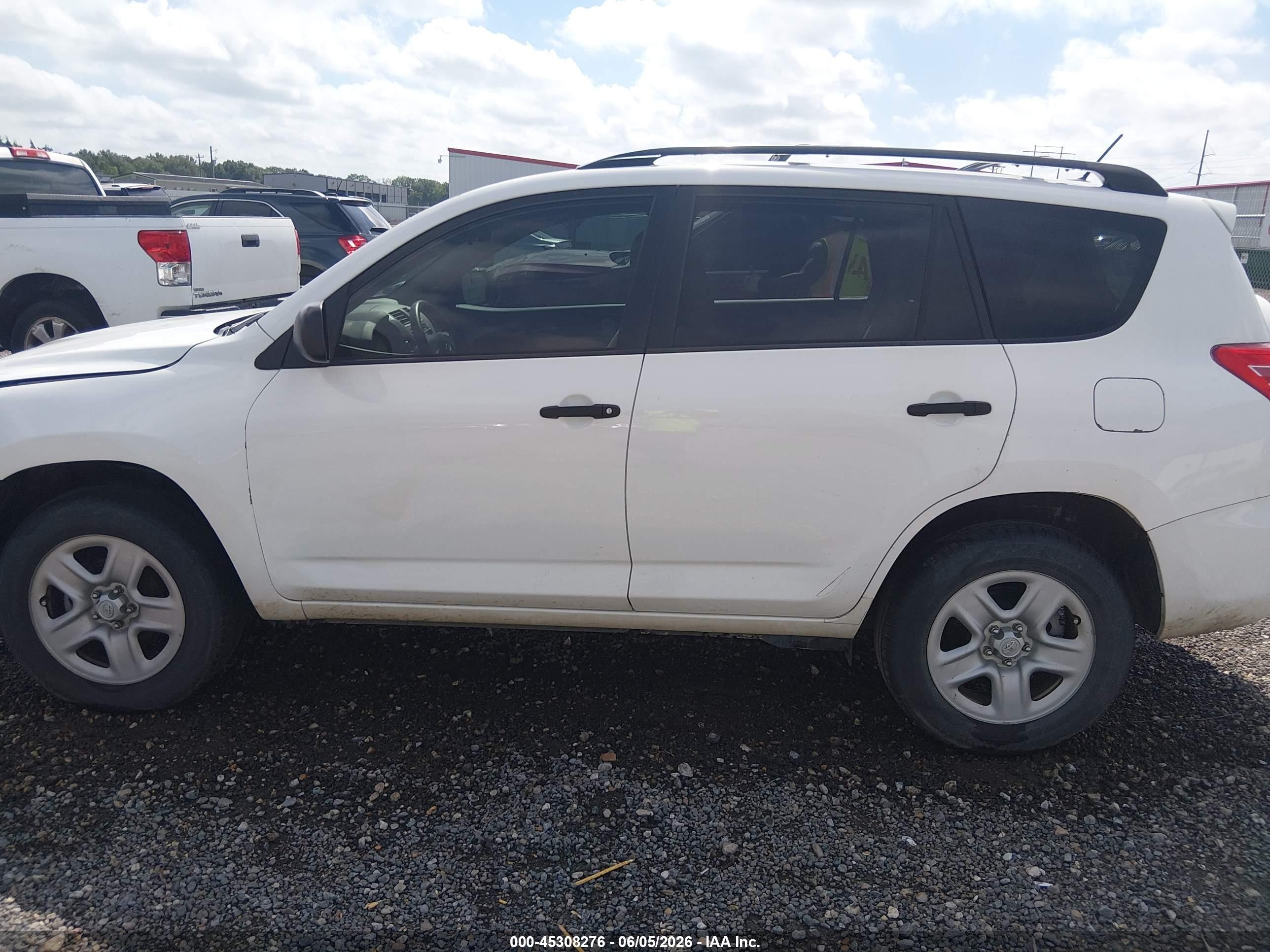 2012 Toyota Rav4   White vin: 2T3ZF4DV4CW123724