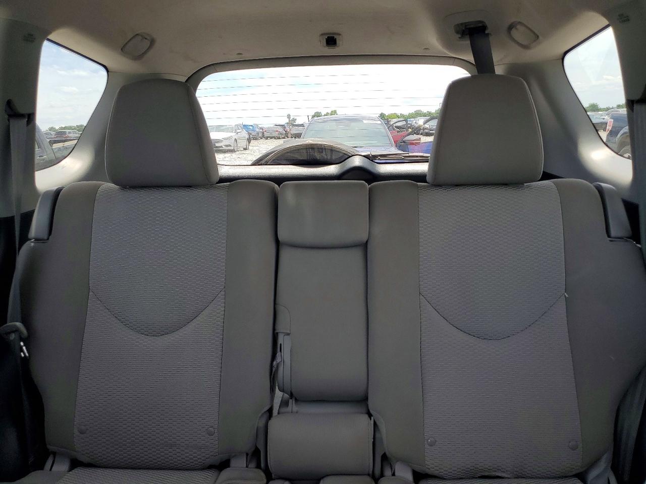 2012 Toyota Rav4 Base Silver vin: 2T3ZF4DV4CW136022