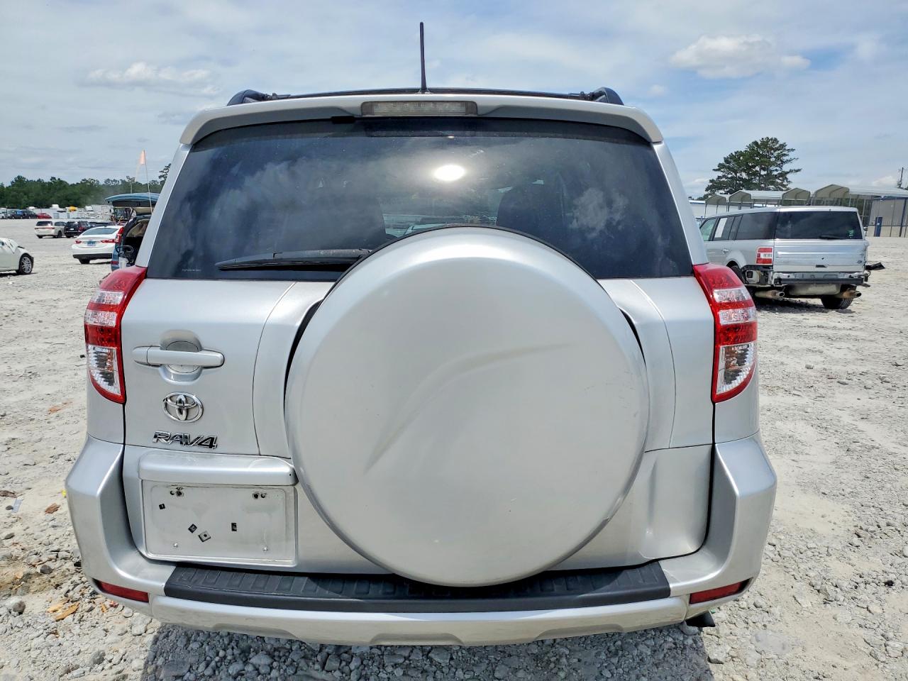 2012 Toyota Rav4 Base Silver vin: 2T3ZF4DV4CW136022