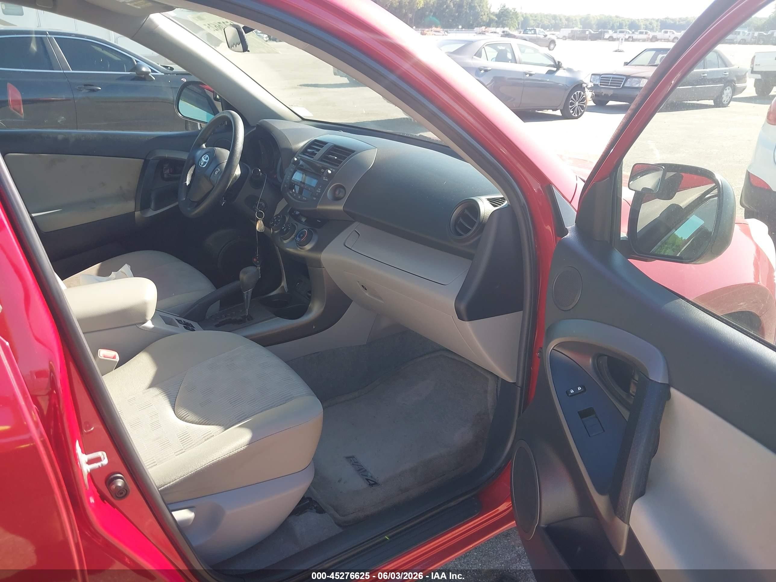 2010 Toyota Rav4 Red vin: 2T3ZF4DV5AW025346