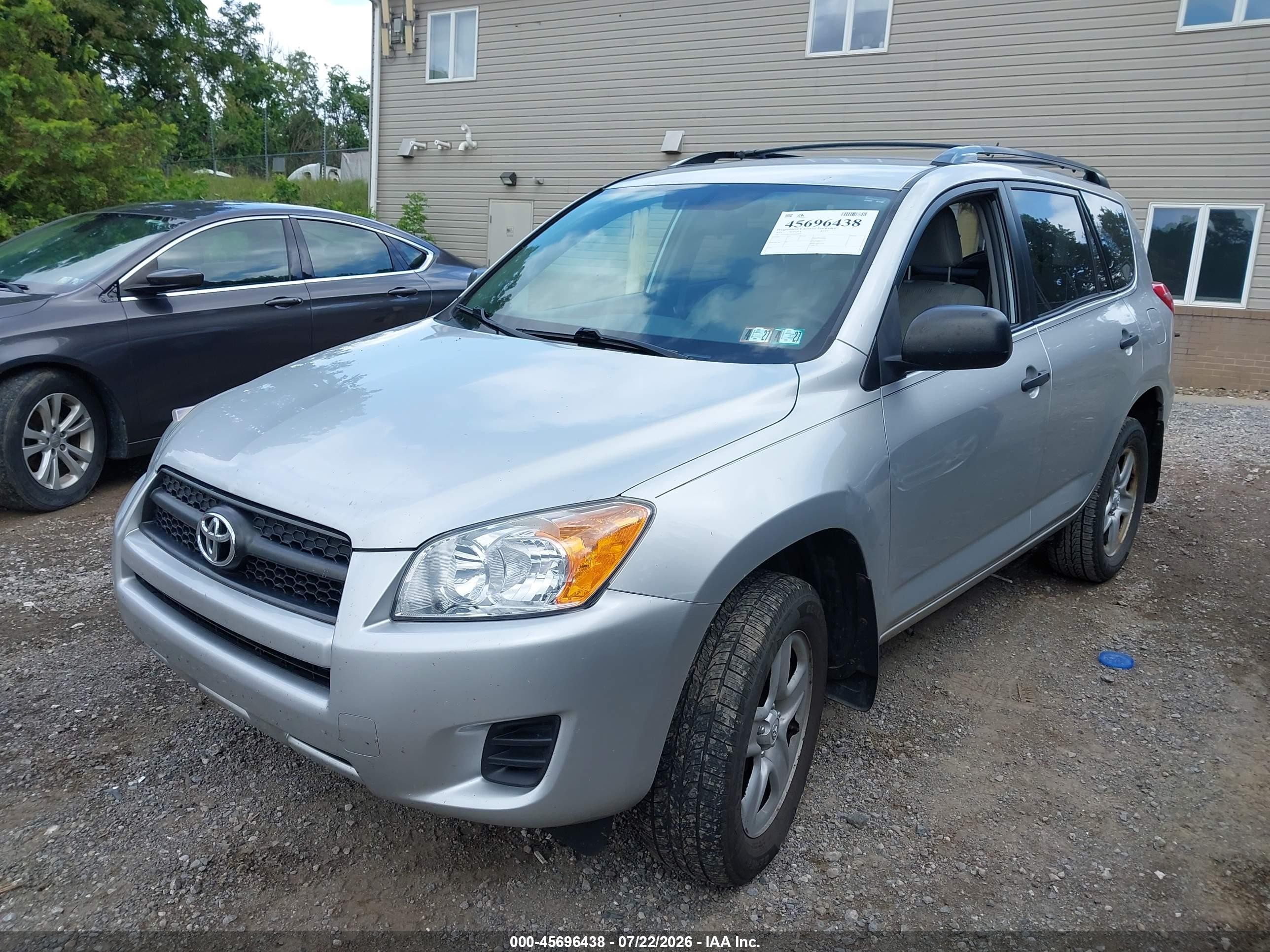 2010 Toyota Rav4   Silver vin: 2T3ZF4DV5AW034046
