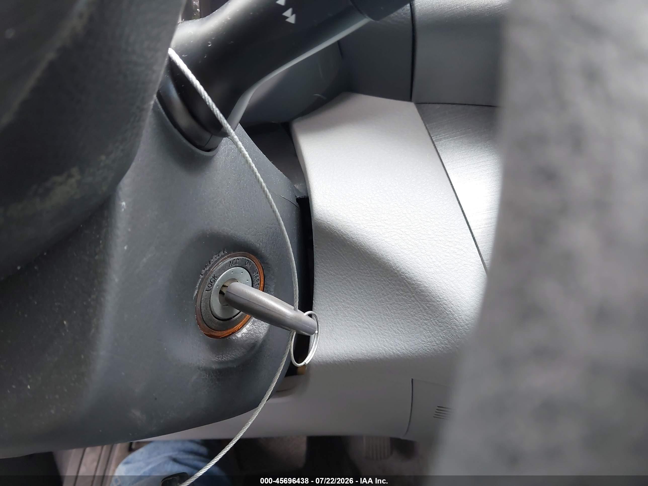 2010 Toyota Rav4   Silver vin: 2T3ZF4DV5AW034046