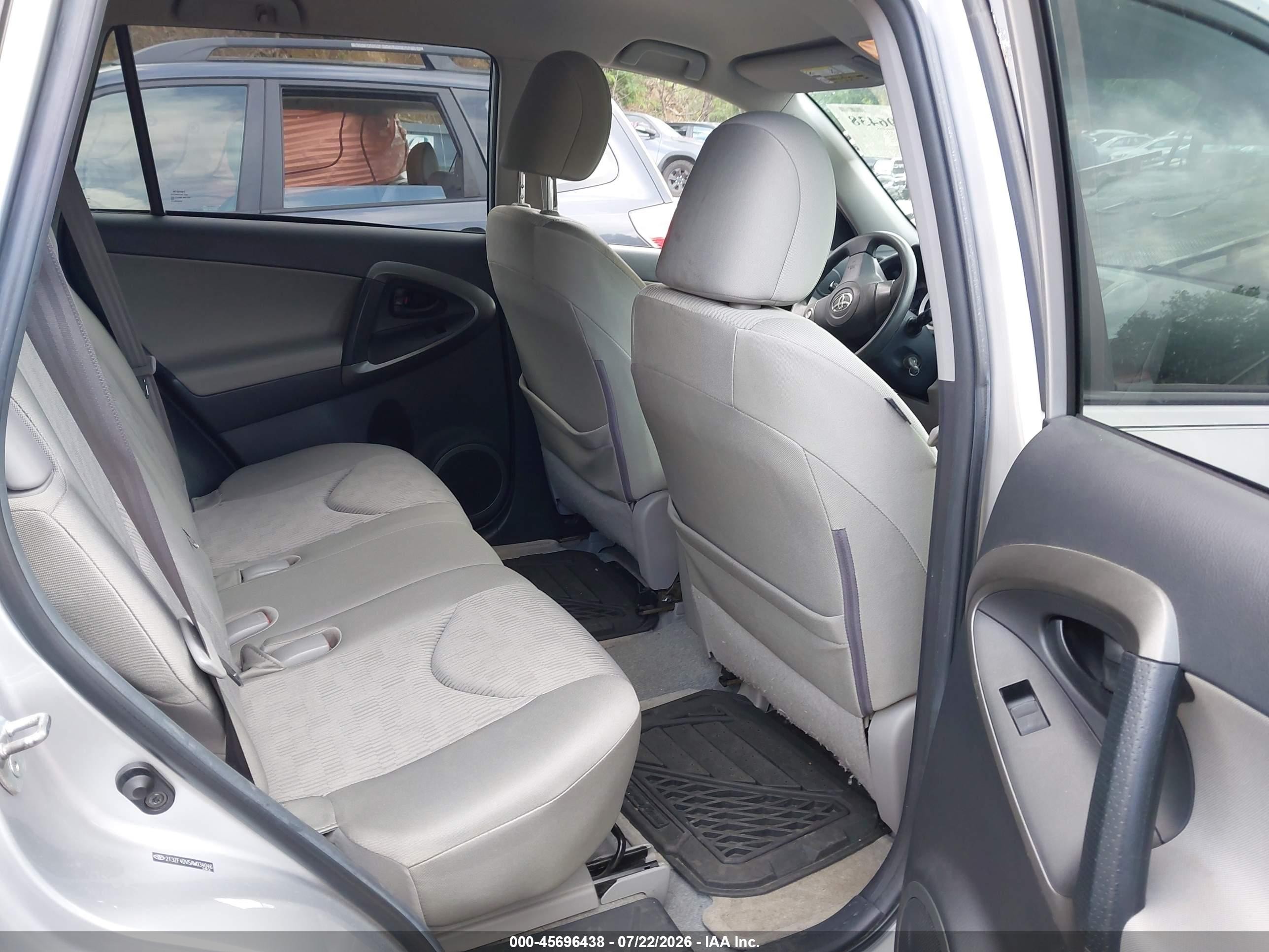 2010 Toyota Rav4   Silver vin: 2T3ZF4DV5AW034046