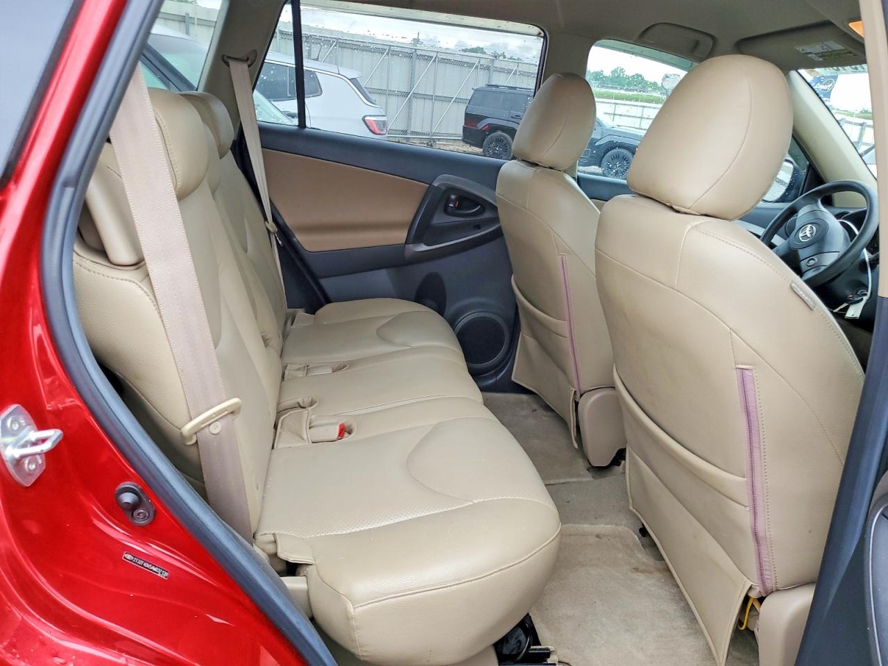 2010 Toyota Rav4 Base Red vin: 2T3ZF4DV5AW037139