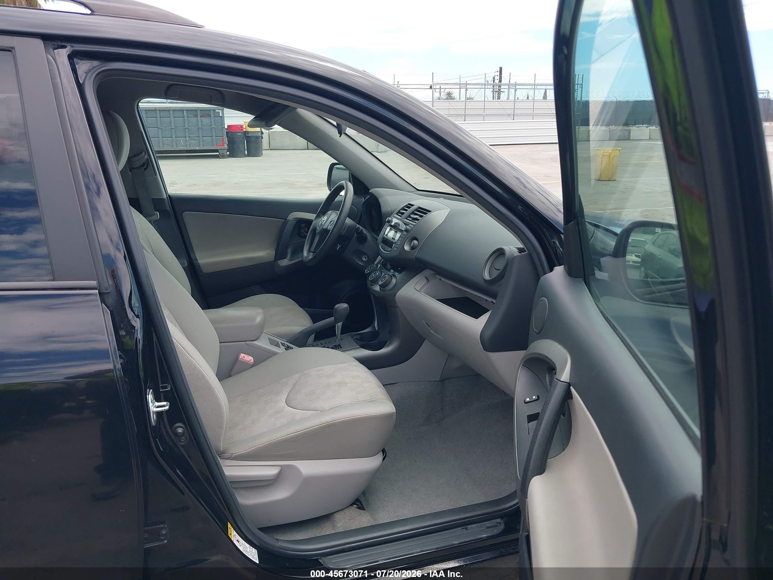 2011 Toyota Rav4   Black vin: 2T3ZF4DV5BW054587