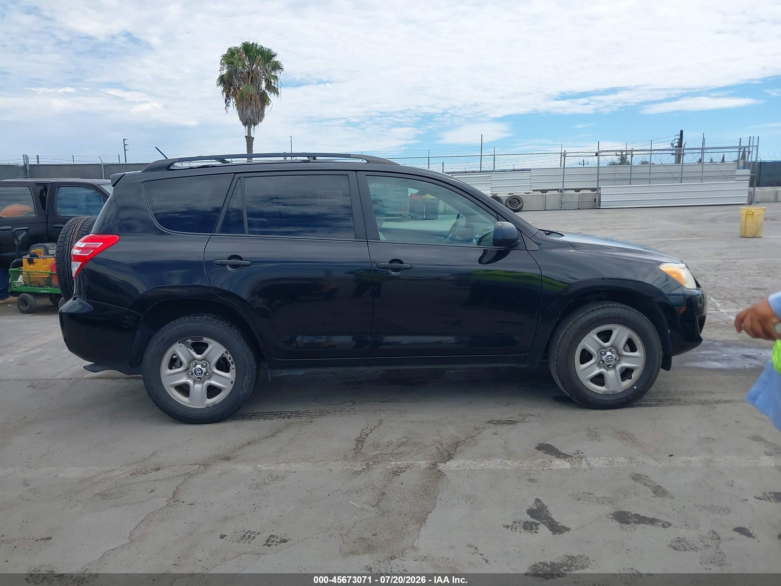 2011 Toyota Rav4   Black vin: 2T3ZF4DV5BW054587