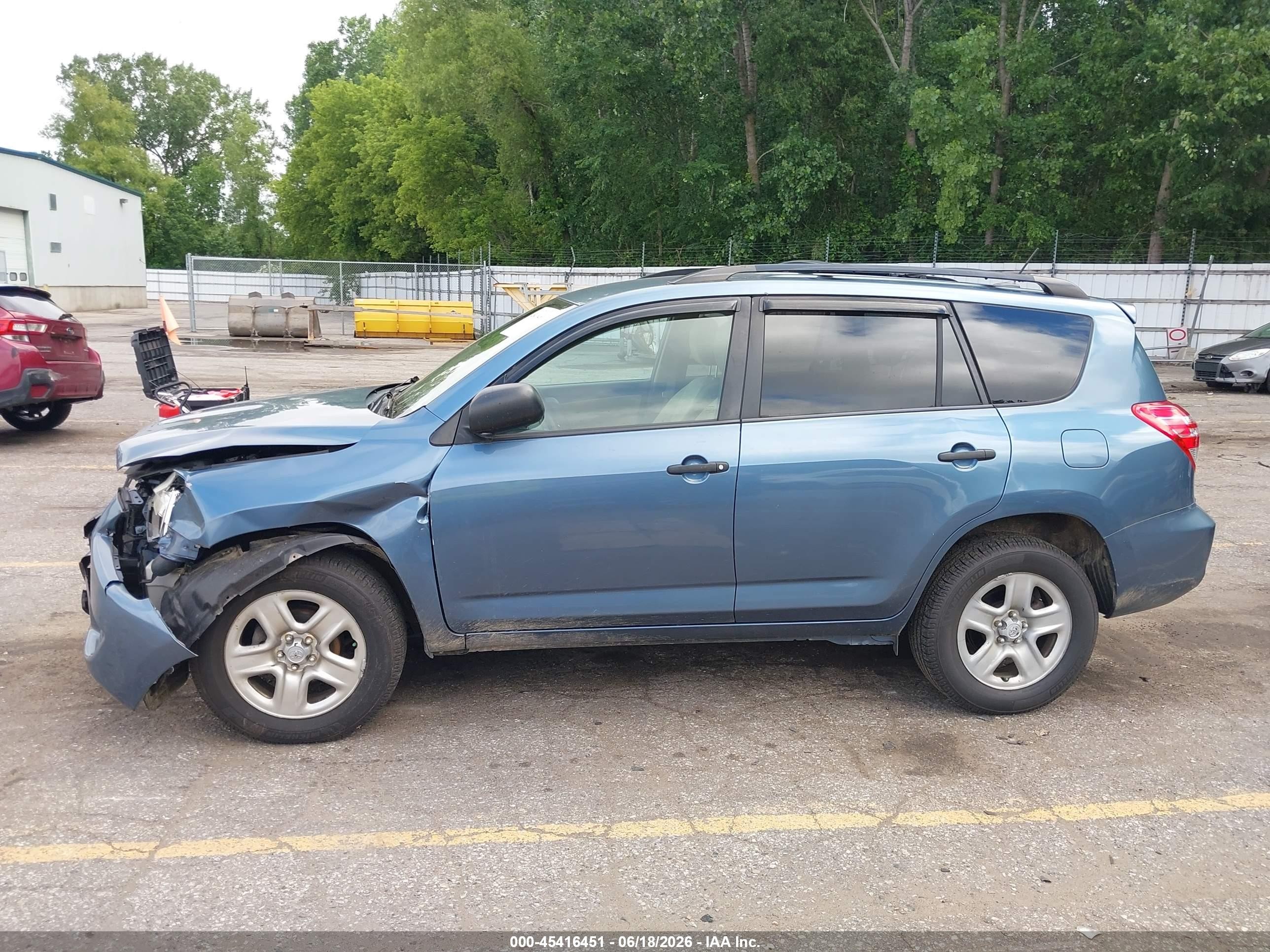 2011 Toyota Rav4   Синий vin: 2T3ZF4DV5BW087573