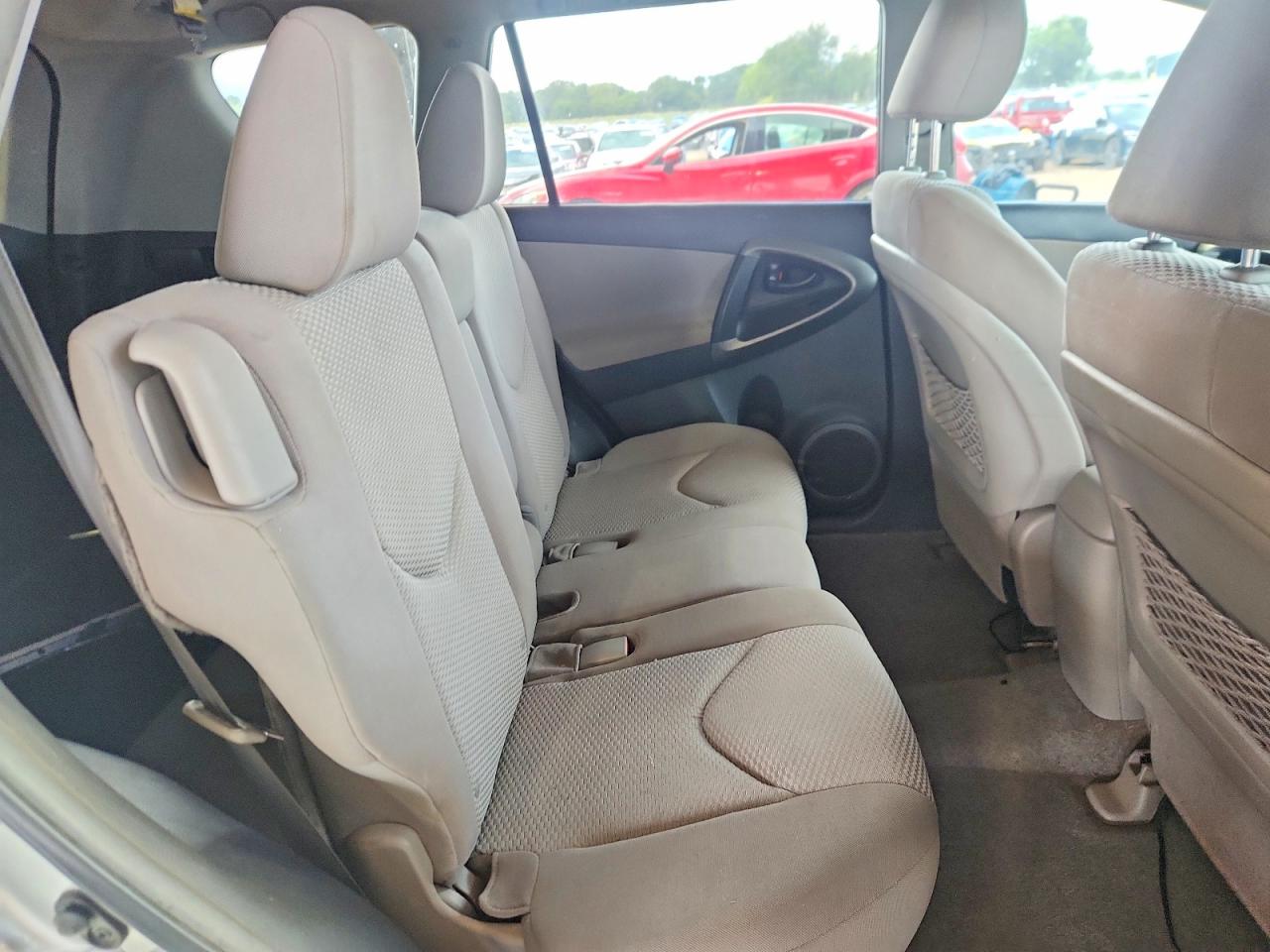 2011 Toyota Rav4 Base Silver vin: 2T3ZF4DV5BW088254