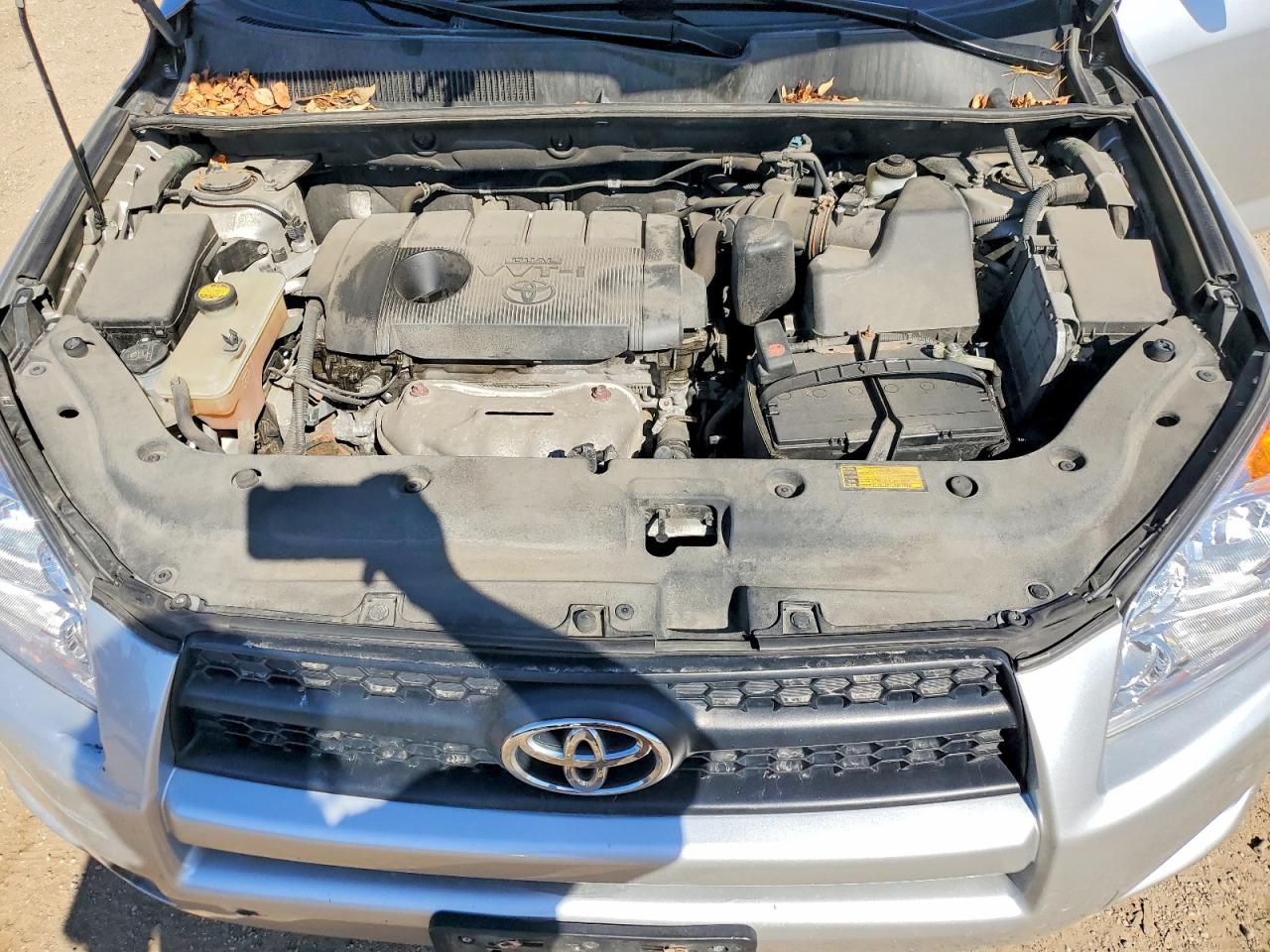 2011 Toyota Rav4 Base Silver vin: 2T3ZF4DV5BW101598