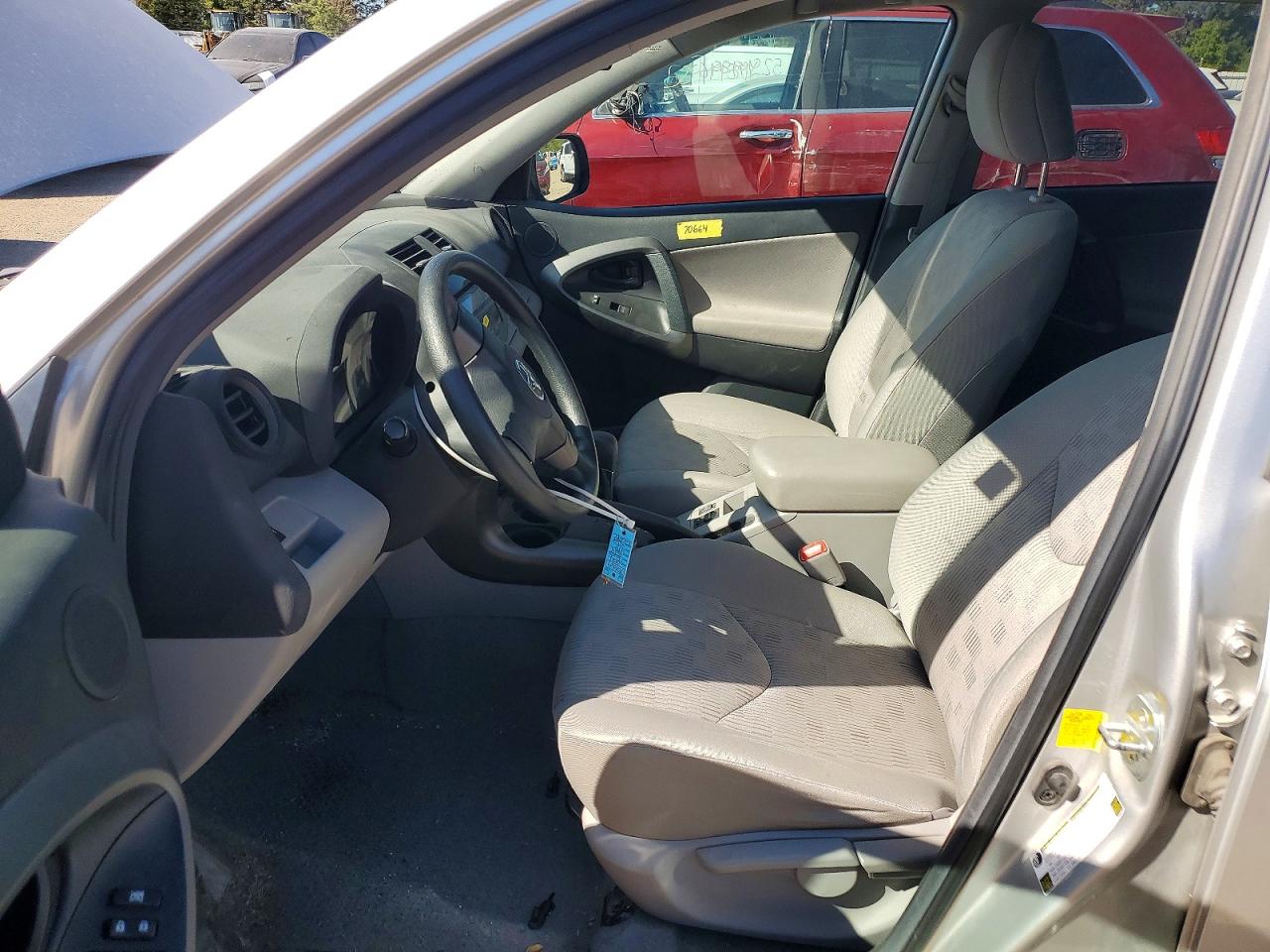 2011 Toyota Rav4 Base Silver vin: 2T3ZF4DV5BW101598