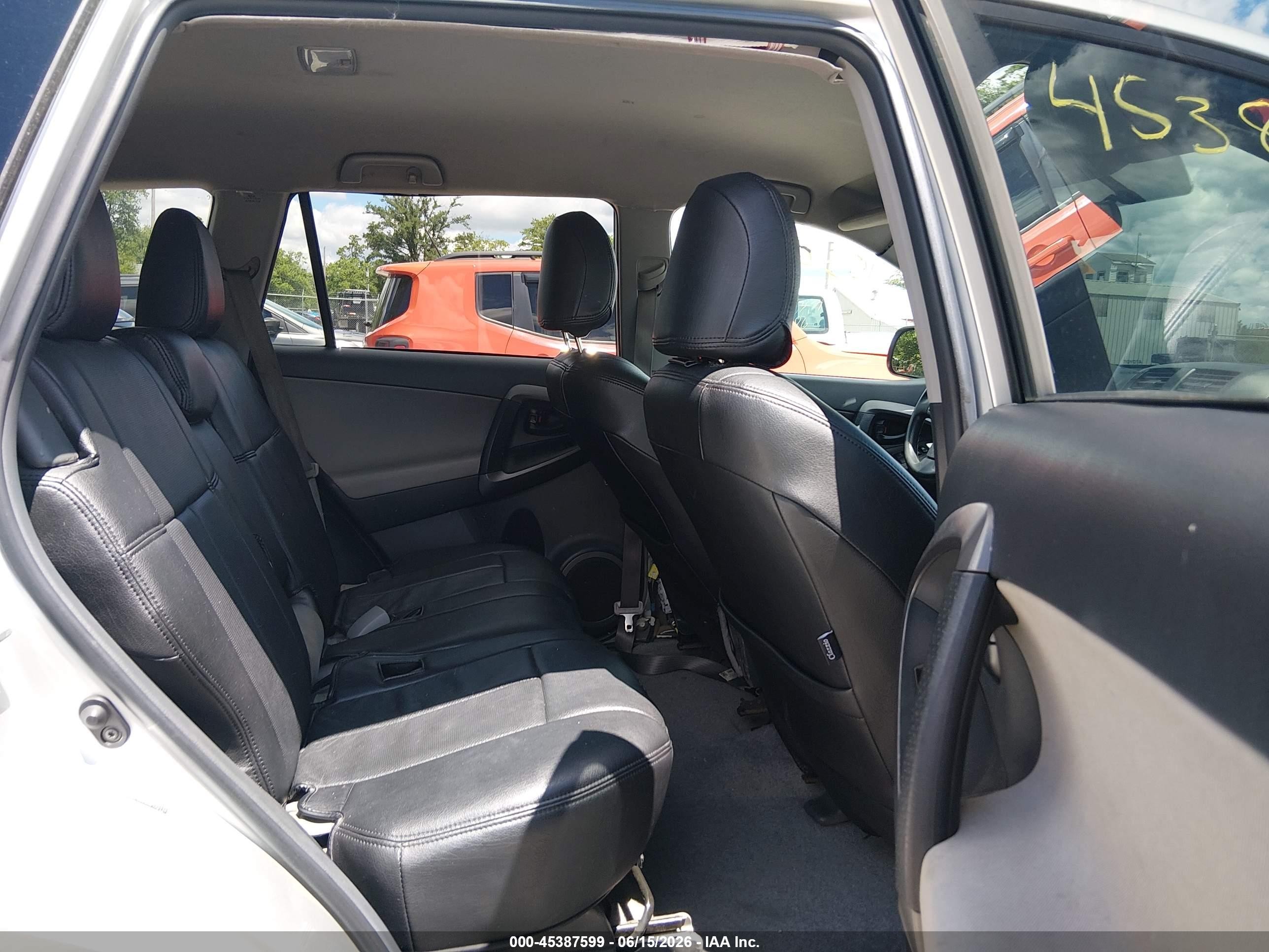 2012 Toyota Rav4 Silver vin: 2T3ZF4DV5CW133114