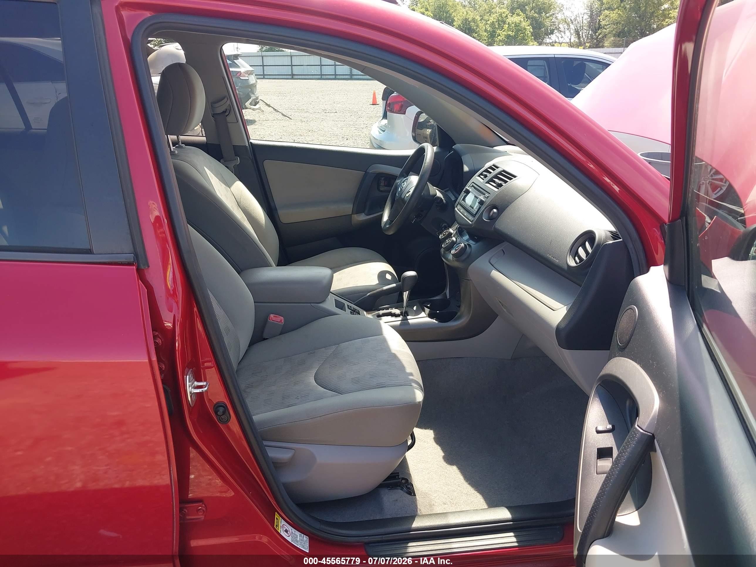 2012 Toyota Rav4   Красный vin: 2T3ZF4DV5CW143996