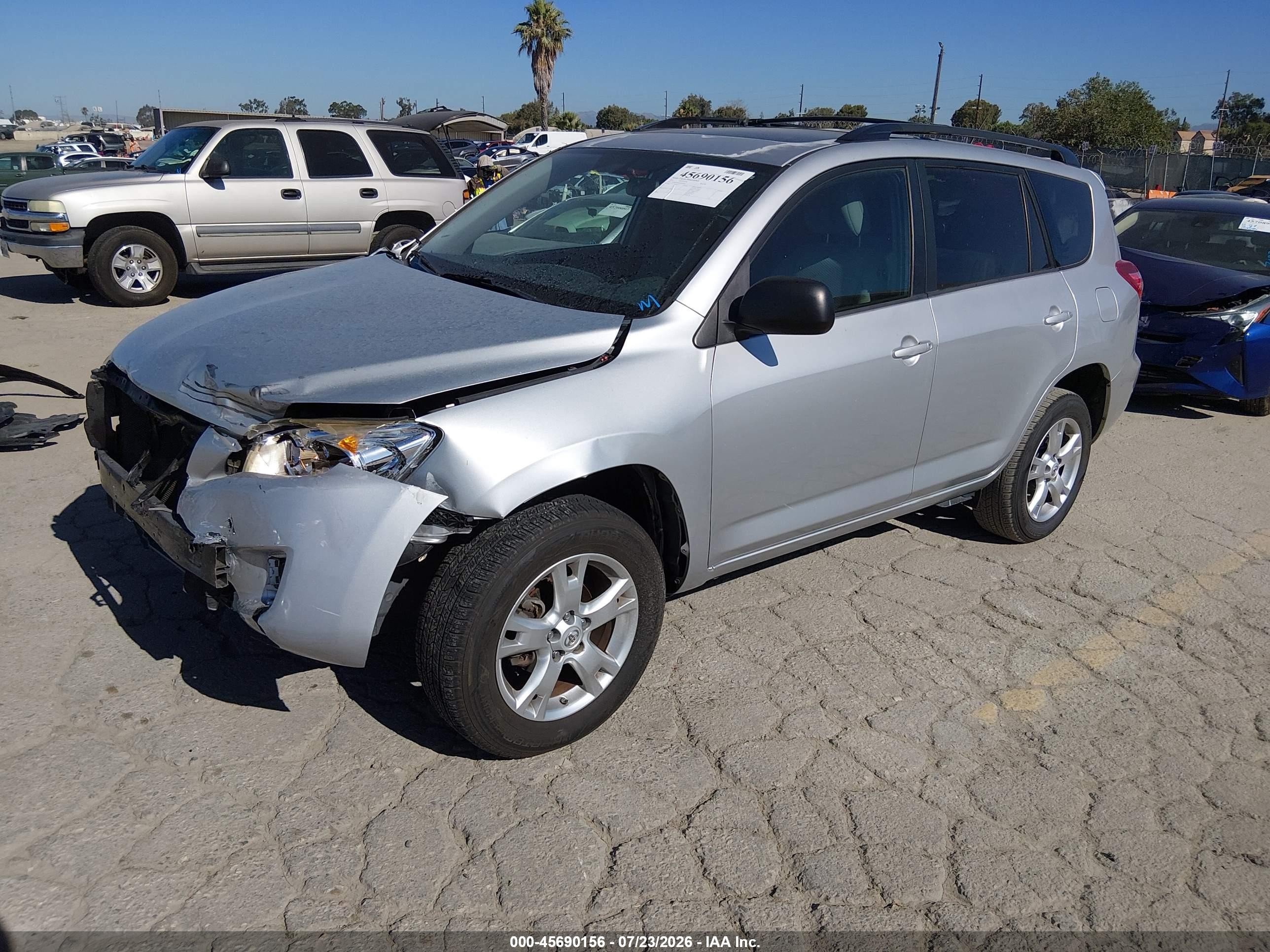 2011 Toyota Rav4   Silver vin: 2T3ZF4DV6BW066053