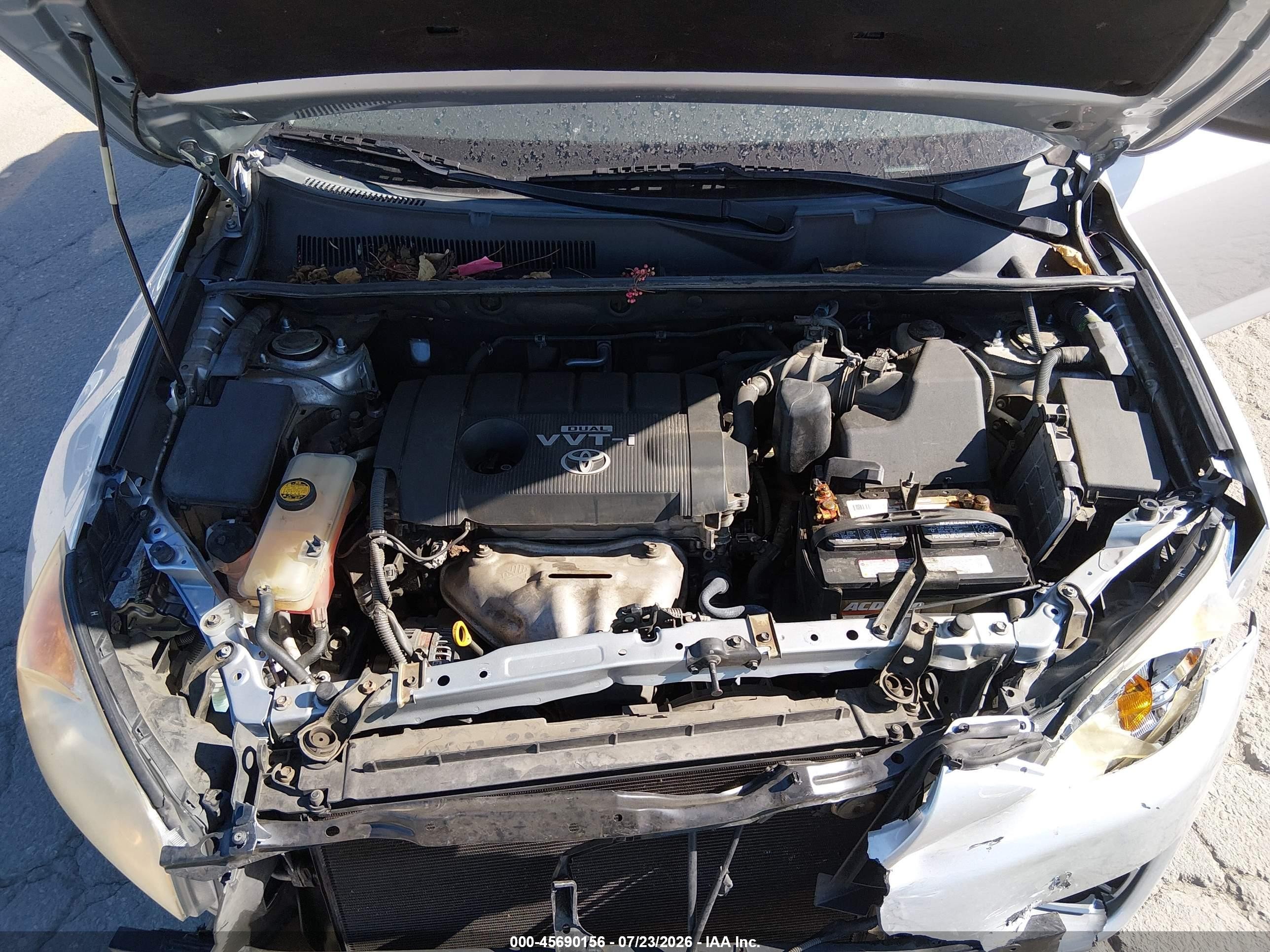 2011 Toyota Rav4   Silver vin: 2T3ZF4DV6BW066053