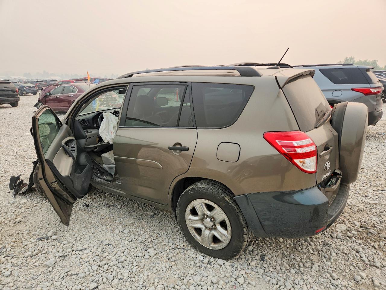 2011 Toyota Rav4 Base Желто-коричневый vin: 2T3ZF4DV6BW075254