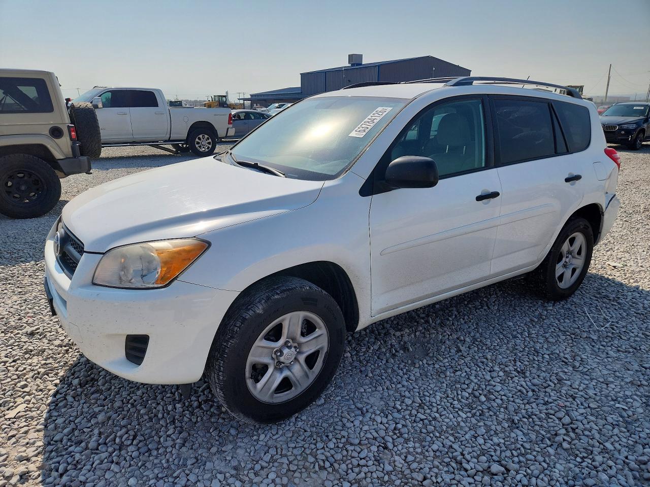 2011 Toyota Rav4 Base White vin: 2T3ZF4DV6BW076078