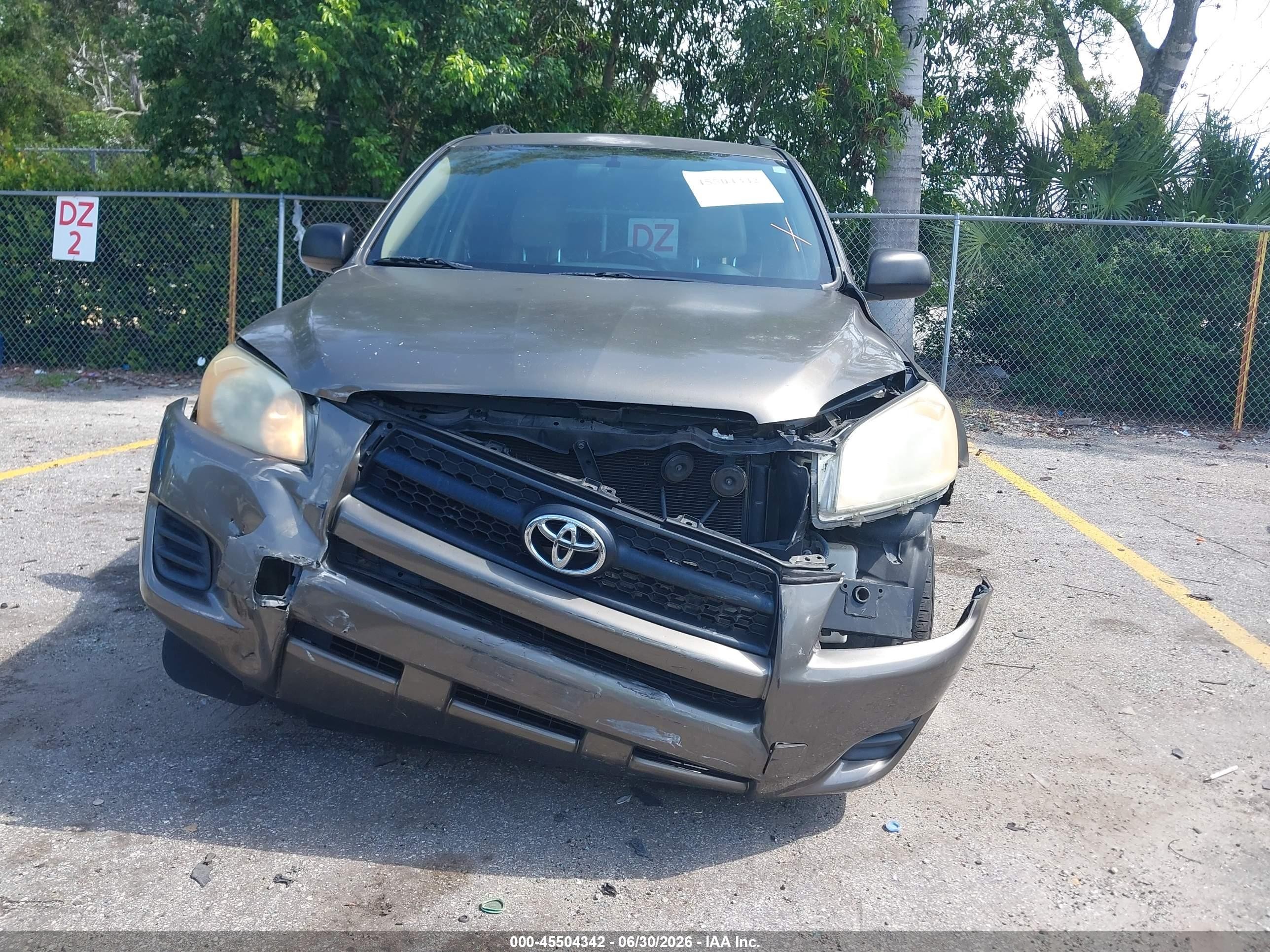2011 Toyota Rav4   Brown vin: 2T3ZF4DV6BW079191