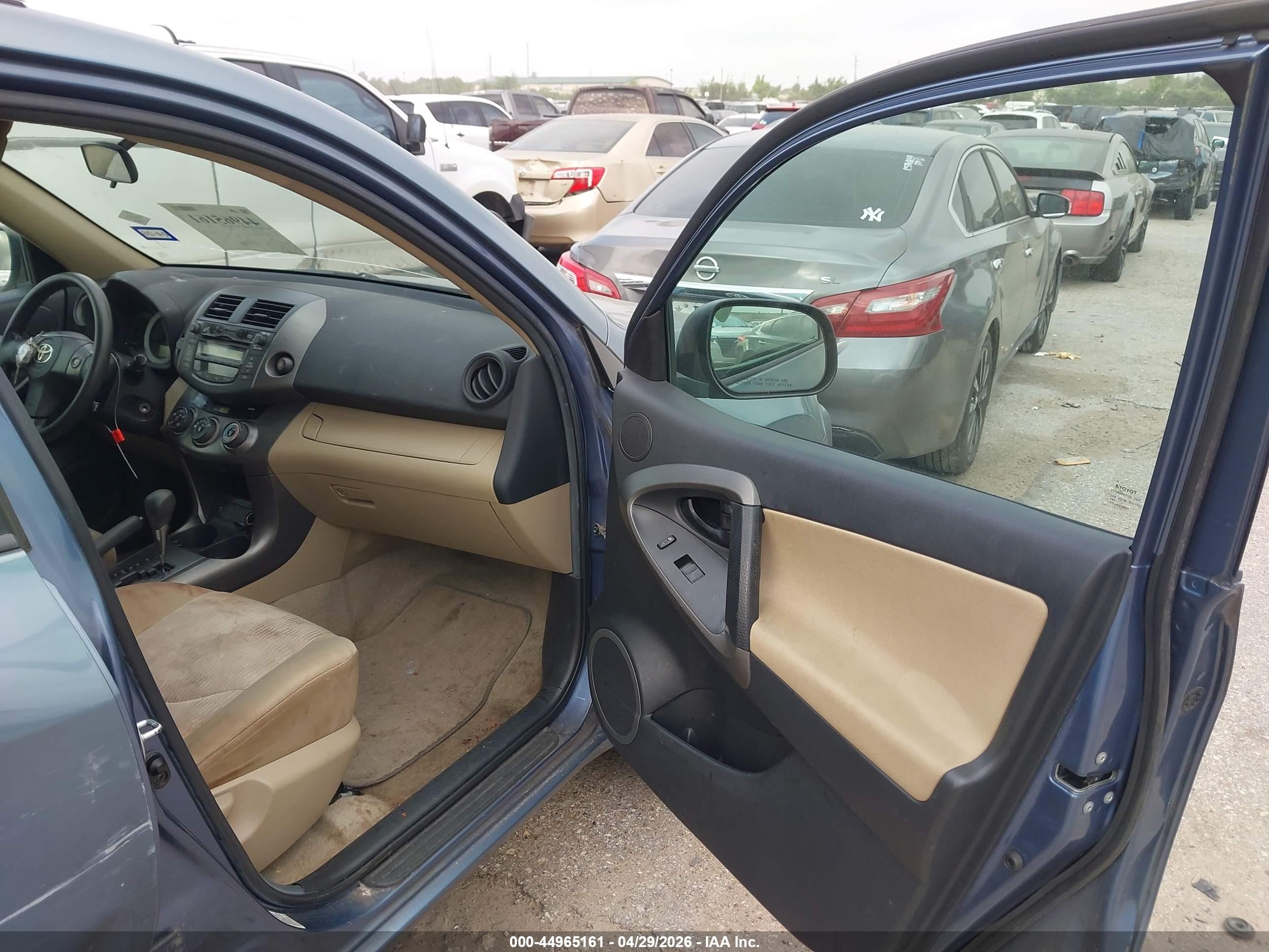 2011 Toyota Rav4   Light Blue vin: 2T3ZF4DV6BW082897