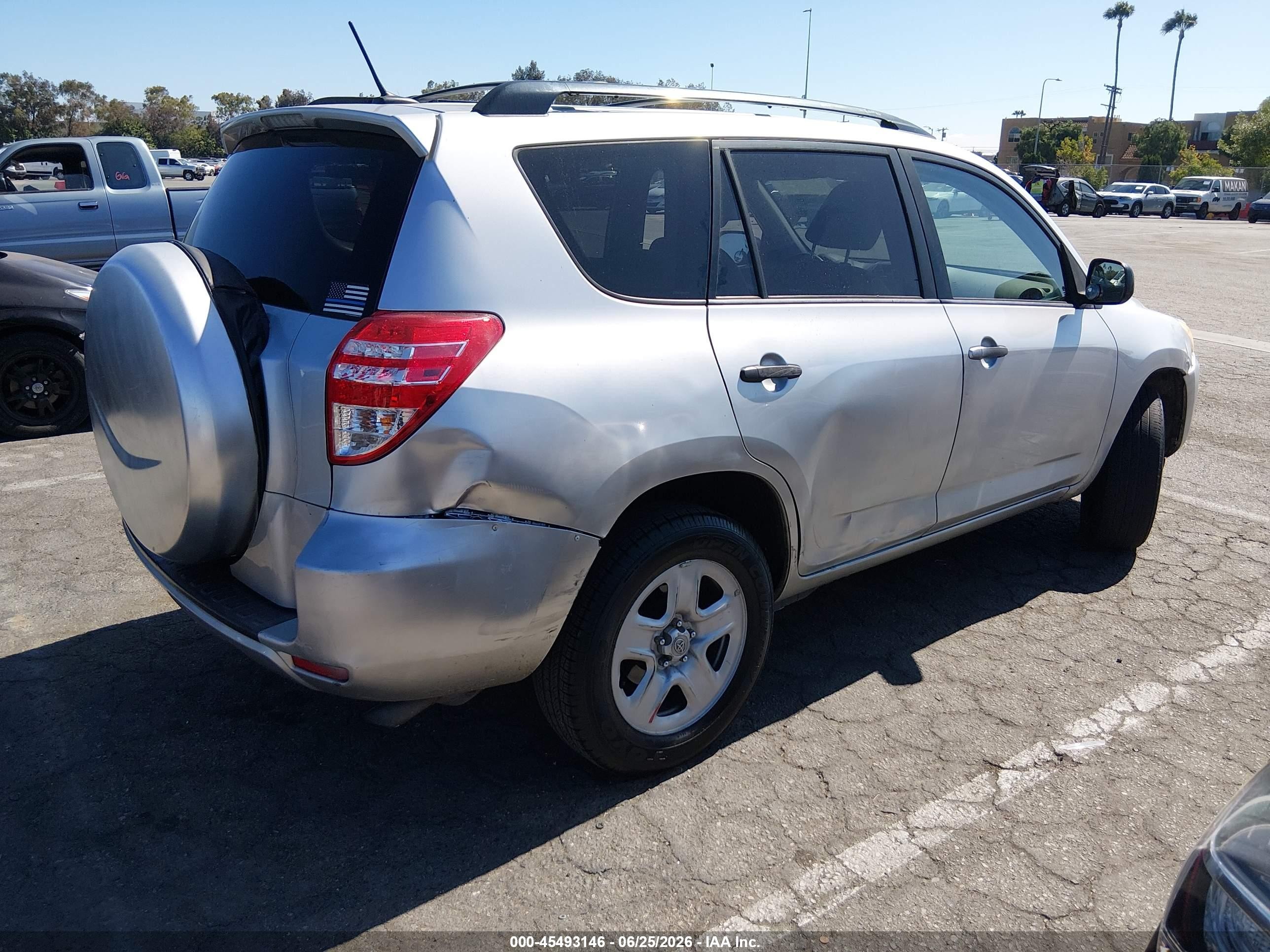 2011 Toyota Rav4   Silver vin: 2T3ZF4DV6BW083175